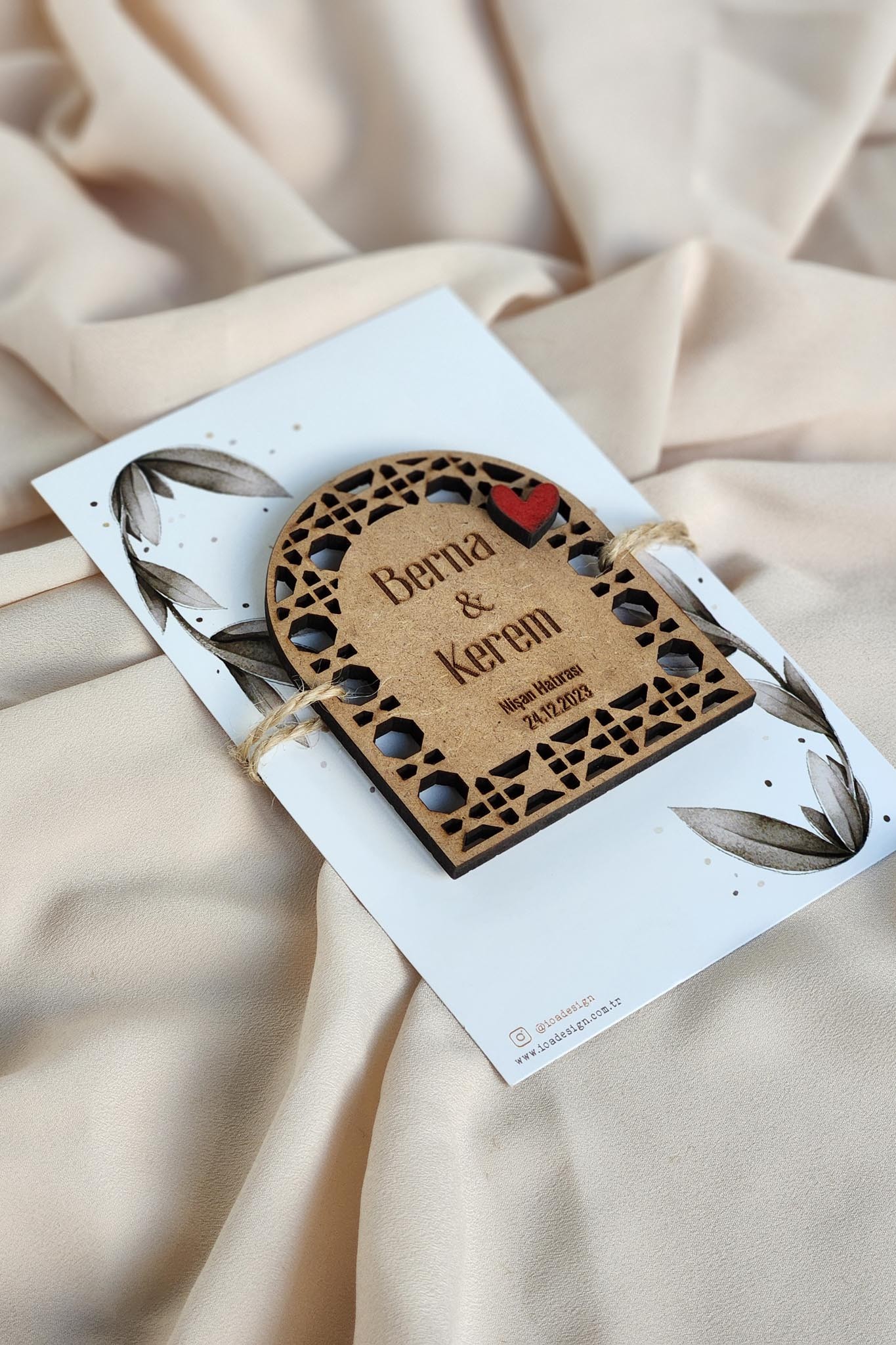 Ahşap Nişan-Düğün Hediyelik Magnet - Model 02 (20'li Set)