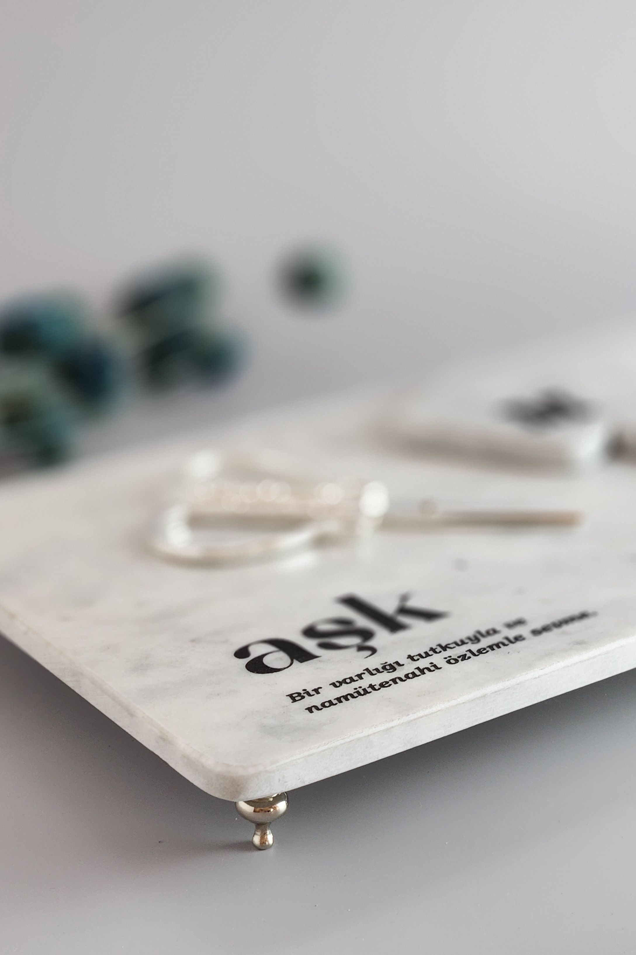 AŞK - Gerçek İnce Mermer Söz/nişan Tepsisi (32X20 CM) + Makas + 2 Adet Yüzüklük