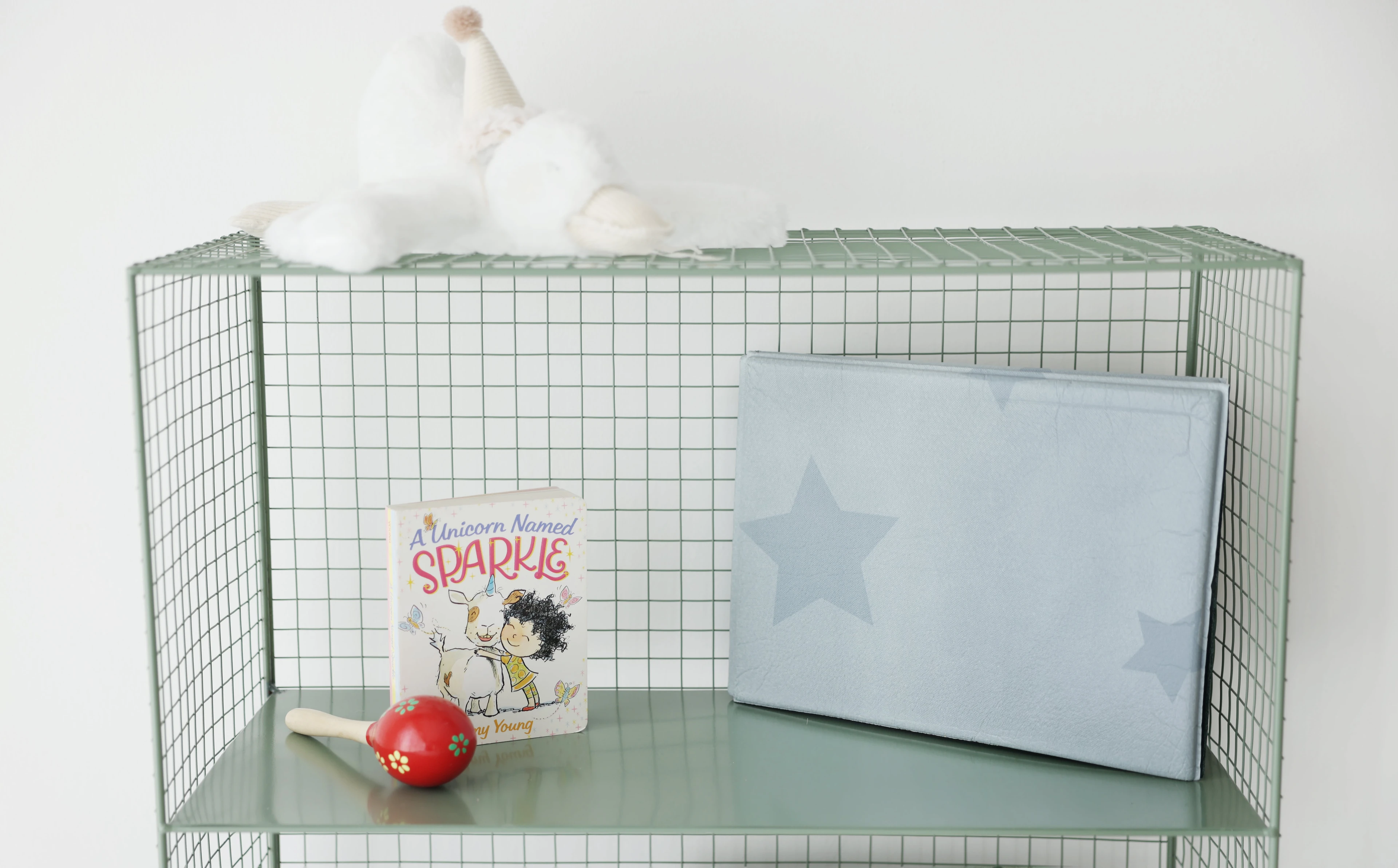 Katlanabilir Alt Değiştirme Matı – 70×50 cm | Taşınabilir, Su Geçirmez, Hijyenik Bebek Bakım Matı