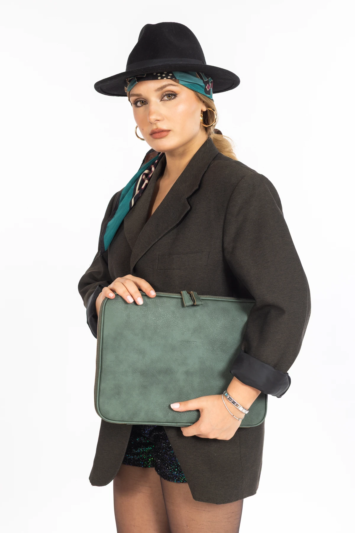 Mussen Laptop & Evrak Kılıfı Macbook Air Pro 13 - 14 inç