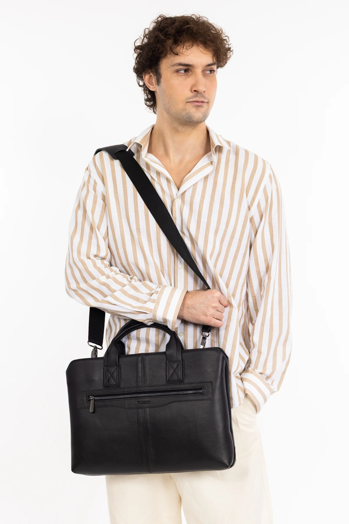 Mussen Grandora %100 Hakiki Deri 15.6 inç Laptop Evrak Çantası – 3 Bölmeli, Havuz Fermuarlı - Grandora Siyah Naturel