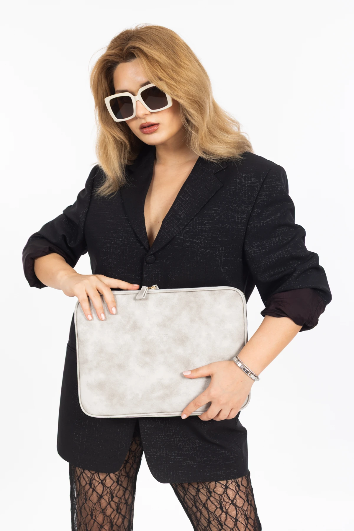 Mussen Laptop & Evrak Kılıfı Macbook Air Pro 13 - 14 inç - Toz Gri Raven