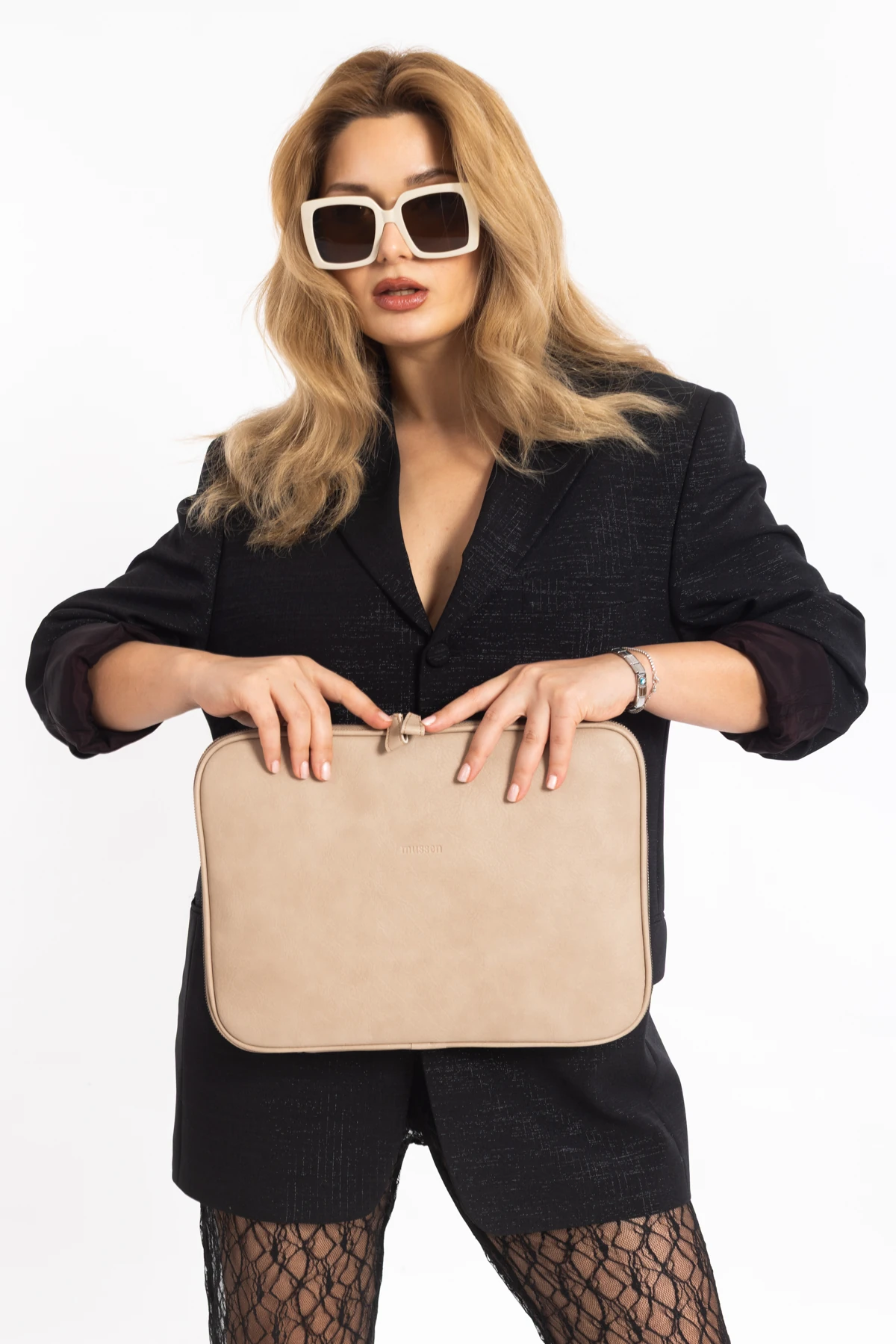 Mussen Laptop & Evrak Kılıfı Macbook Air Pro 13 - 14 inç - Vizon Raven