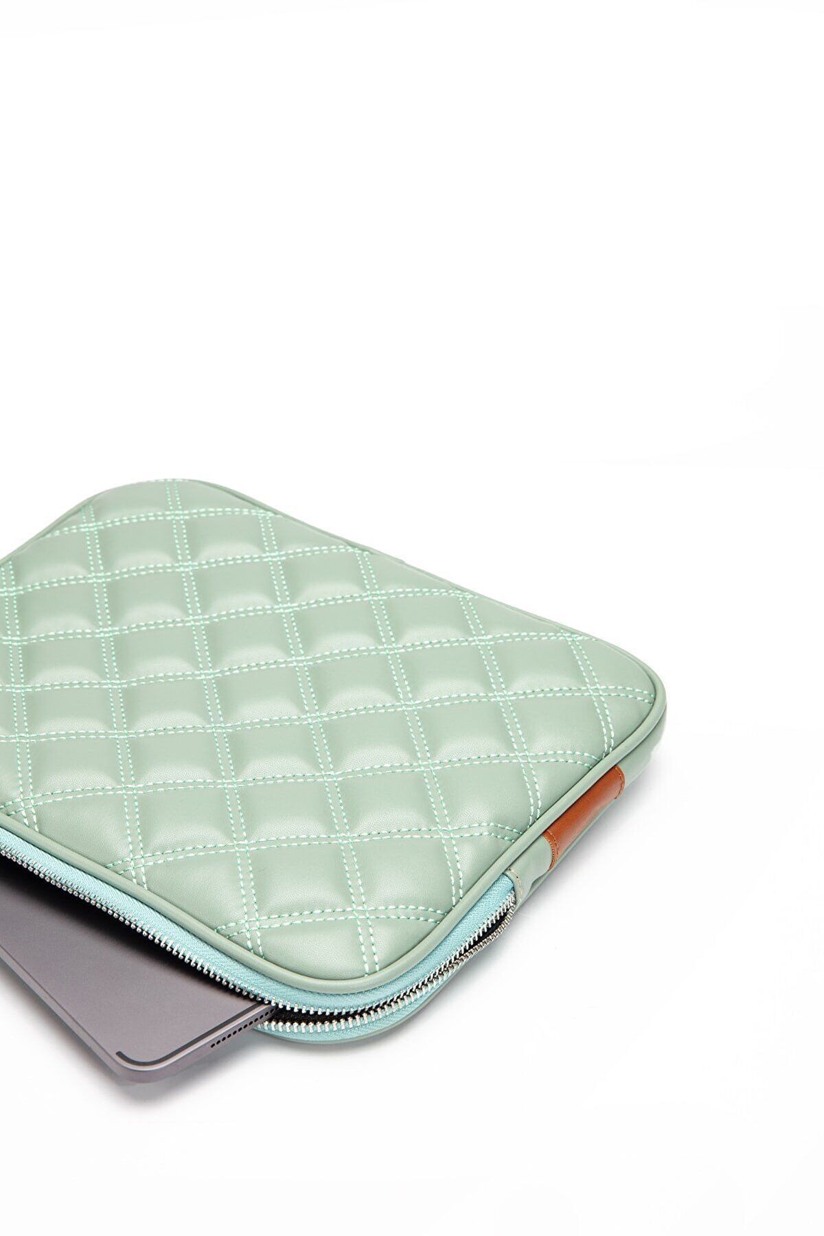 Mint Yeşil