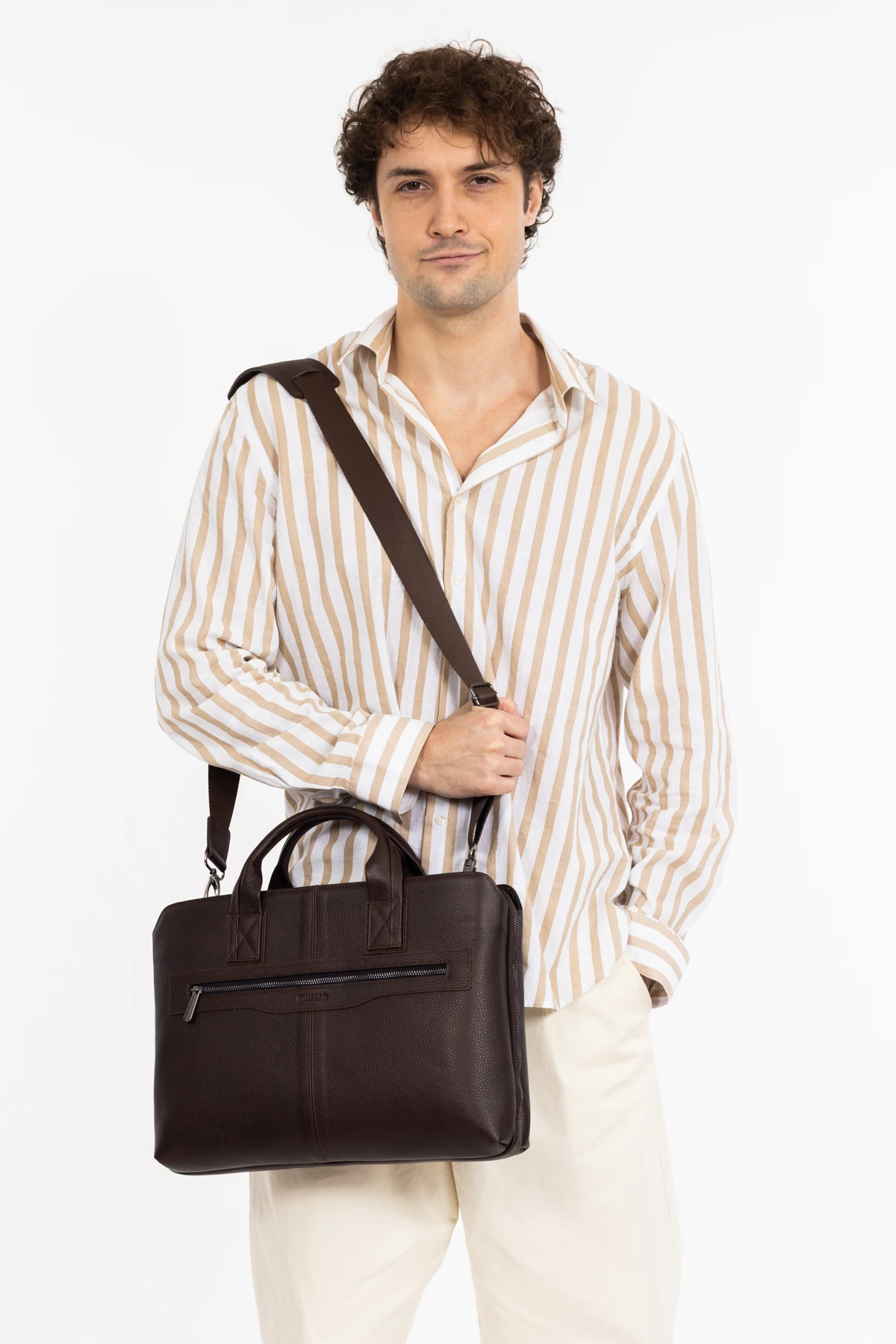 Mussen Grandora %100 Hakiki Deri 15.6 inç Laptop Evrak Çantası – 3 Bölmeli, Havuz Fermuarlı - Grandora Kahve Naturel