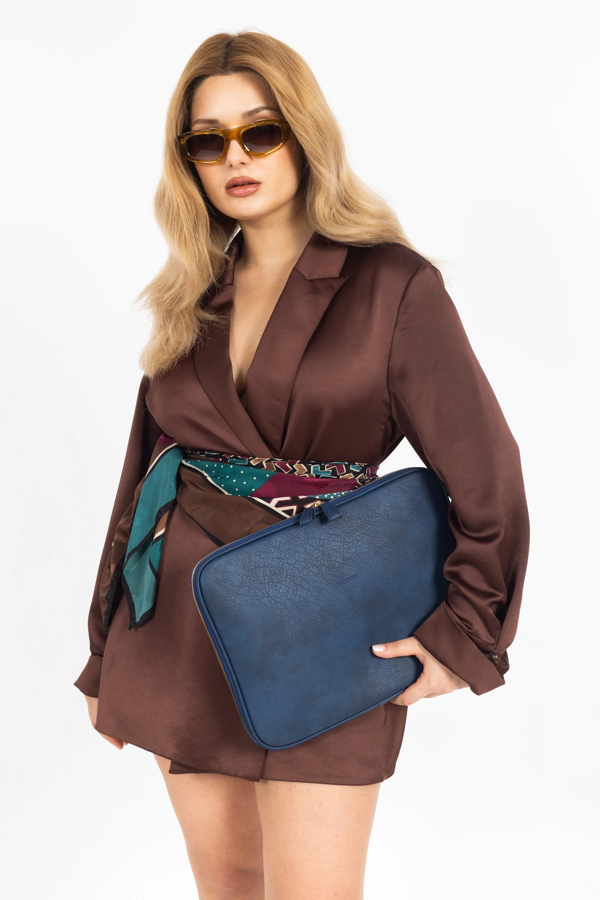 Mussen Laptop & Evrak Kılıfı Macbook Air Pro 13 - 14 inç - Lacivert Raven