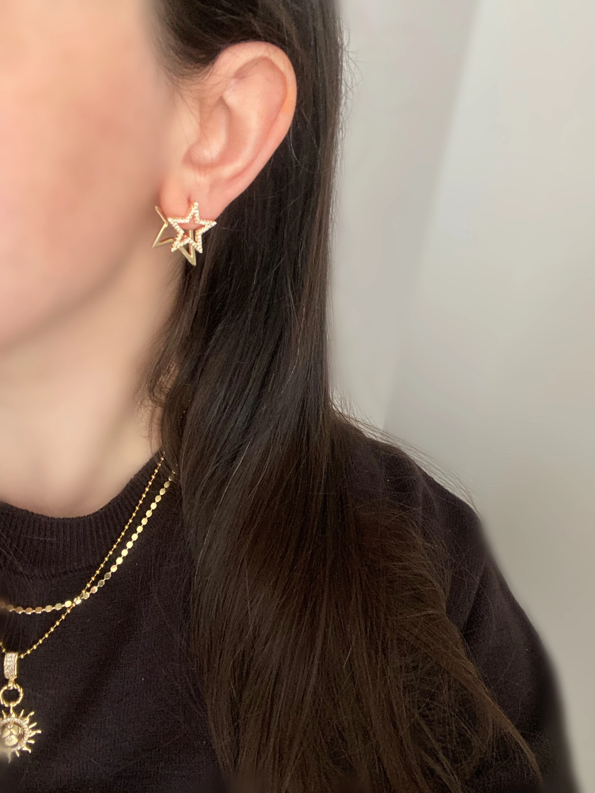 Zirkon Taşlı Asimetrik Yıldız Küpe