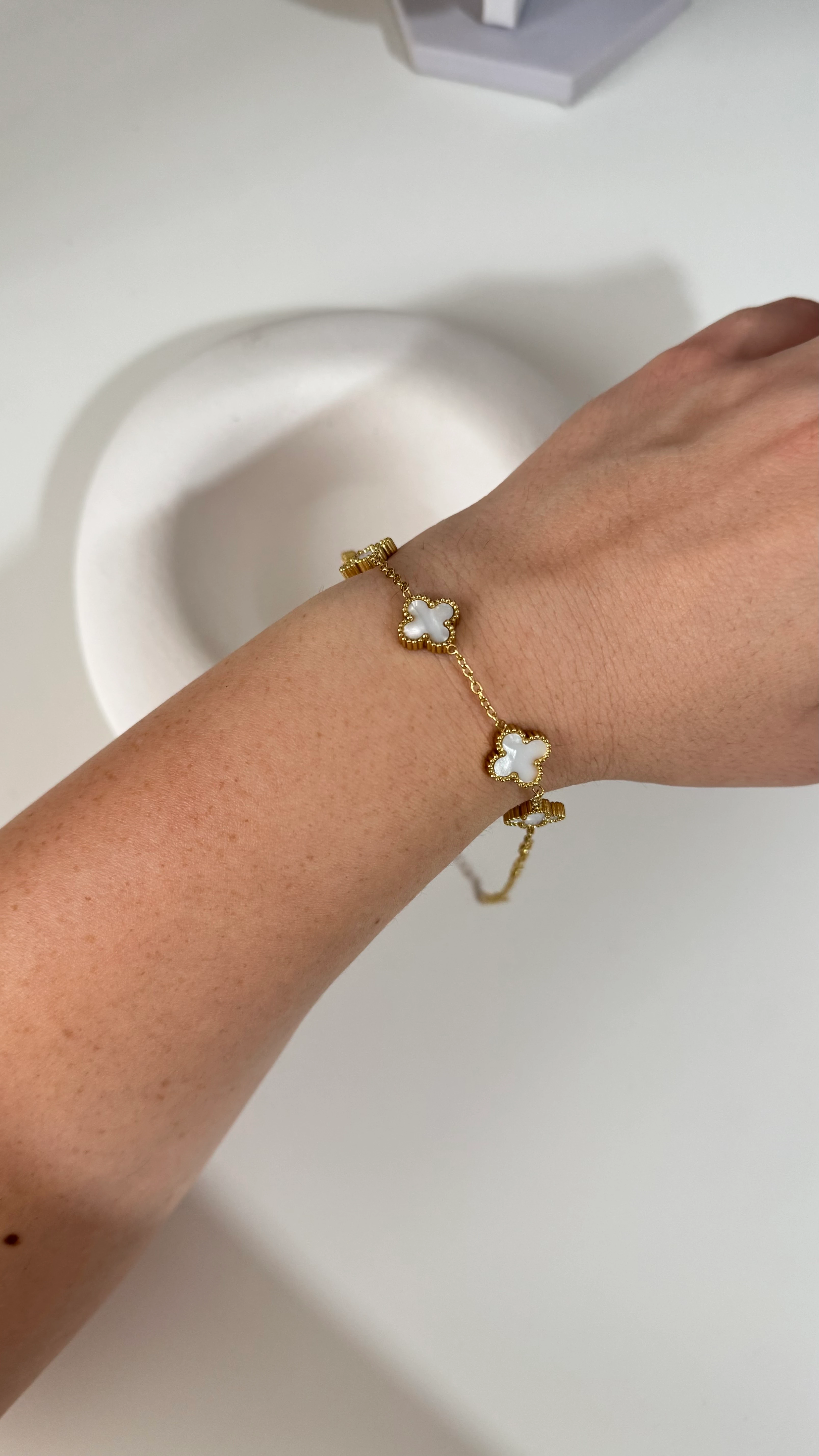 Çelik Yonca Bileklikler