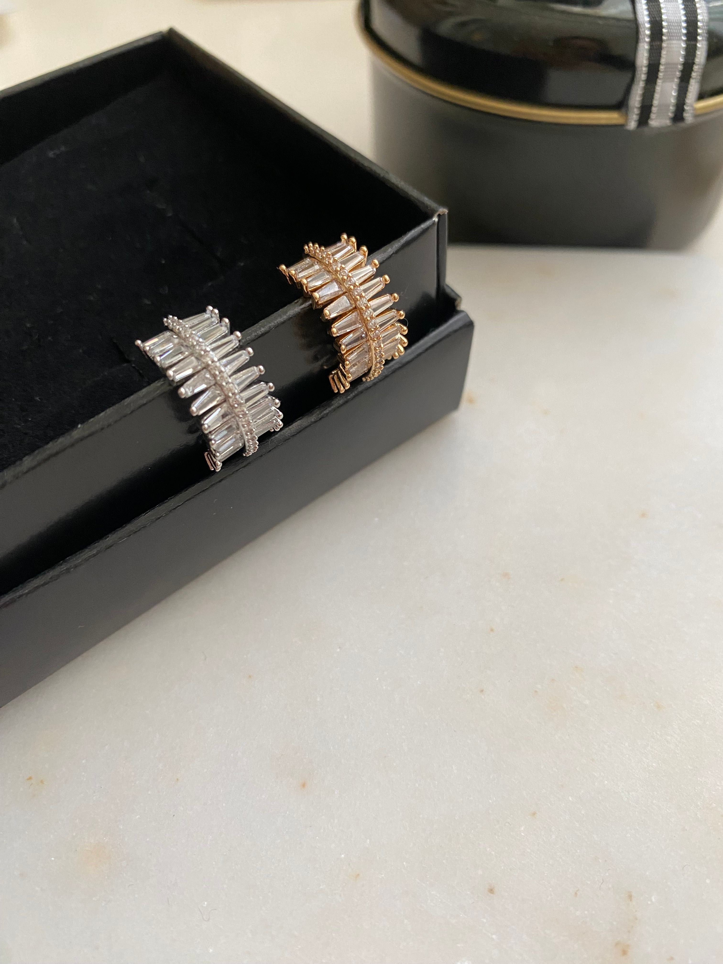 Baget ve Zirkon Taşlı Earcuff