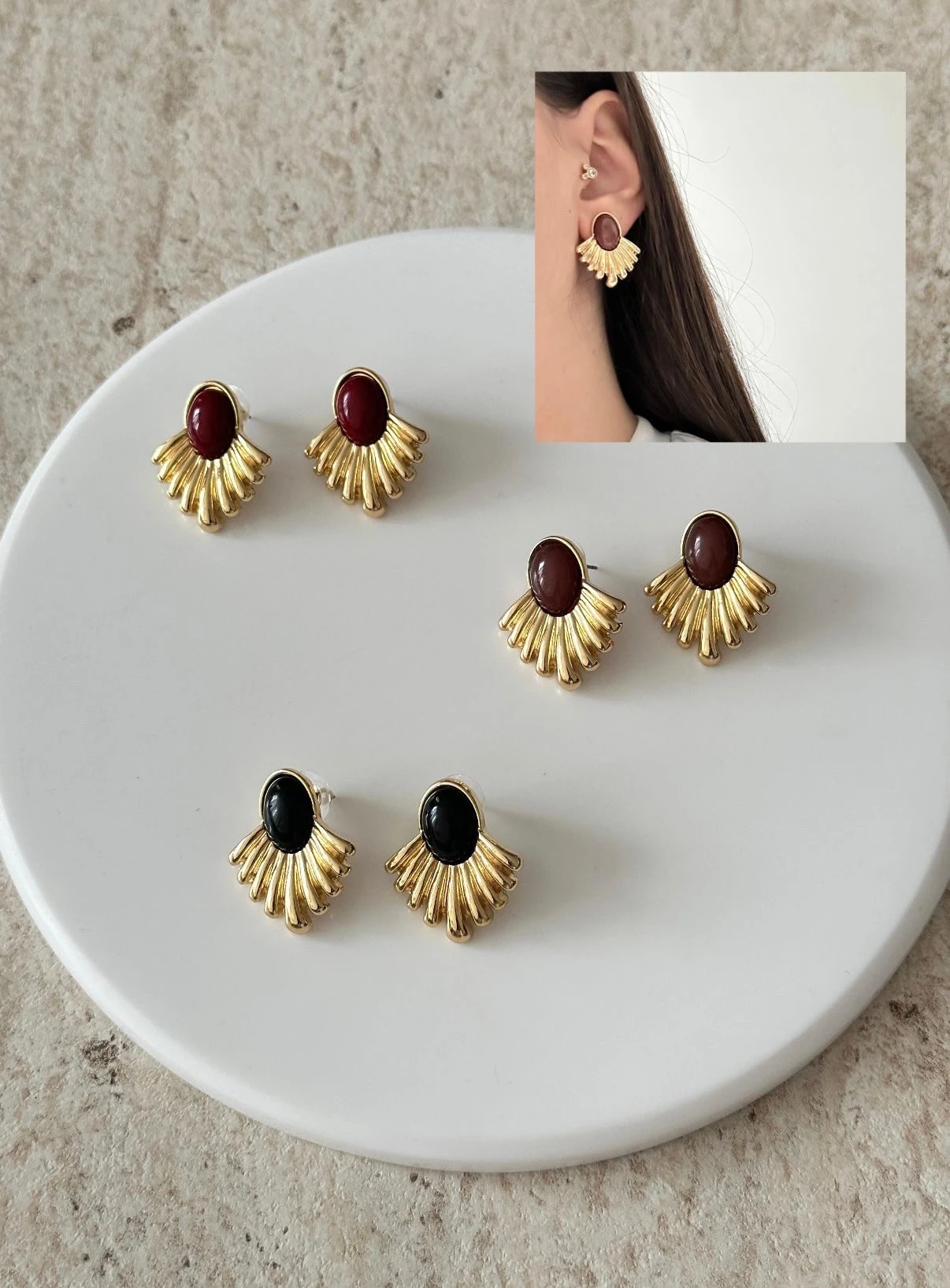 Renk Detay Gold Küpe