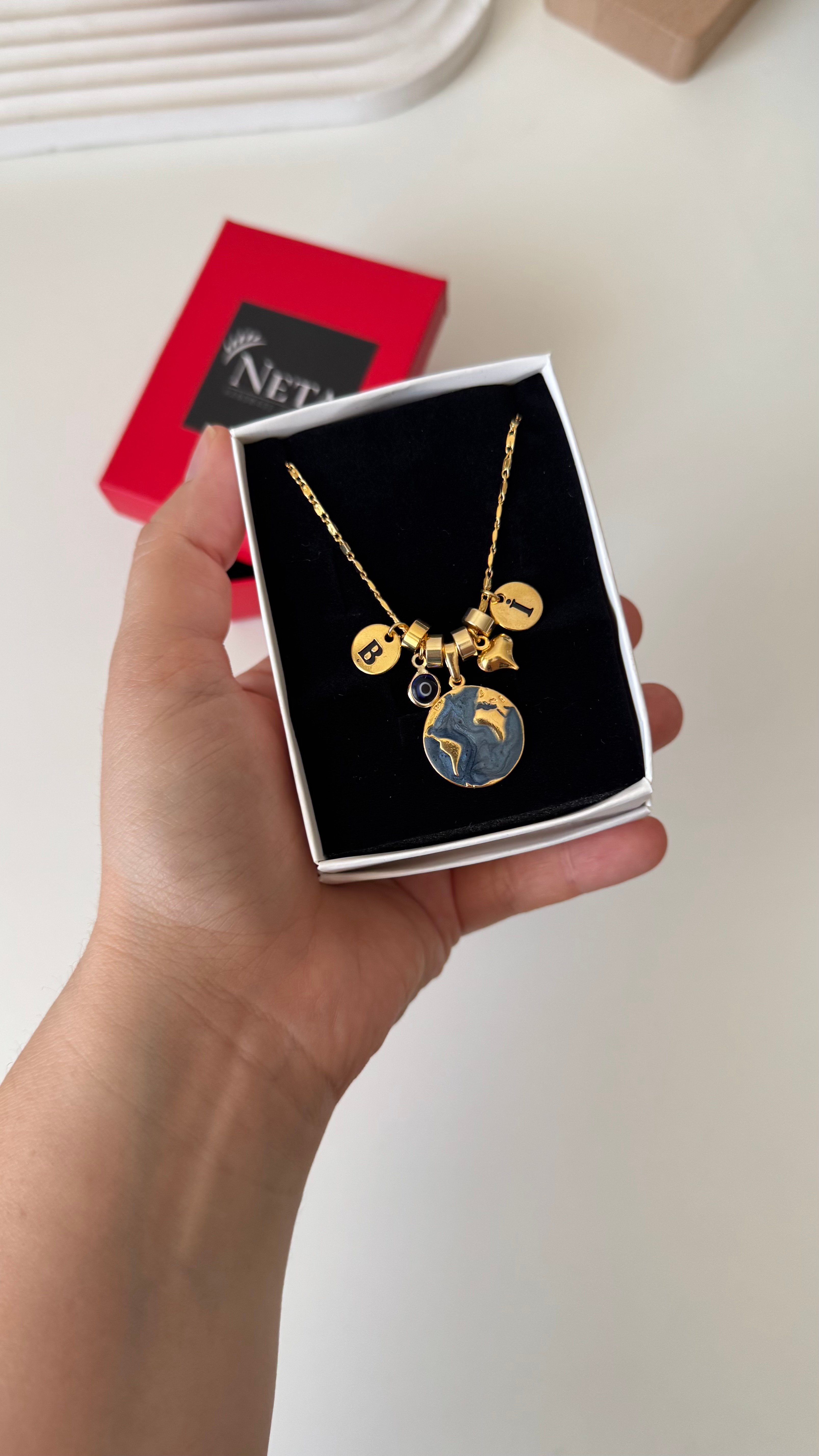 Dünya Hareketli Charm Kolye