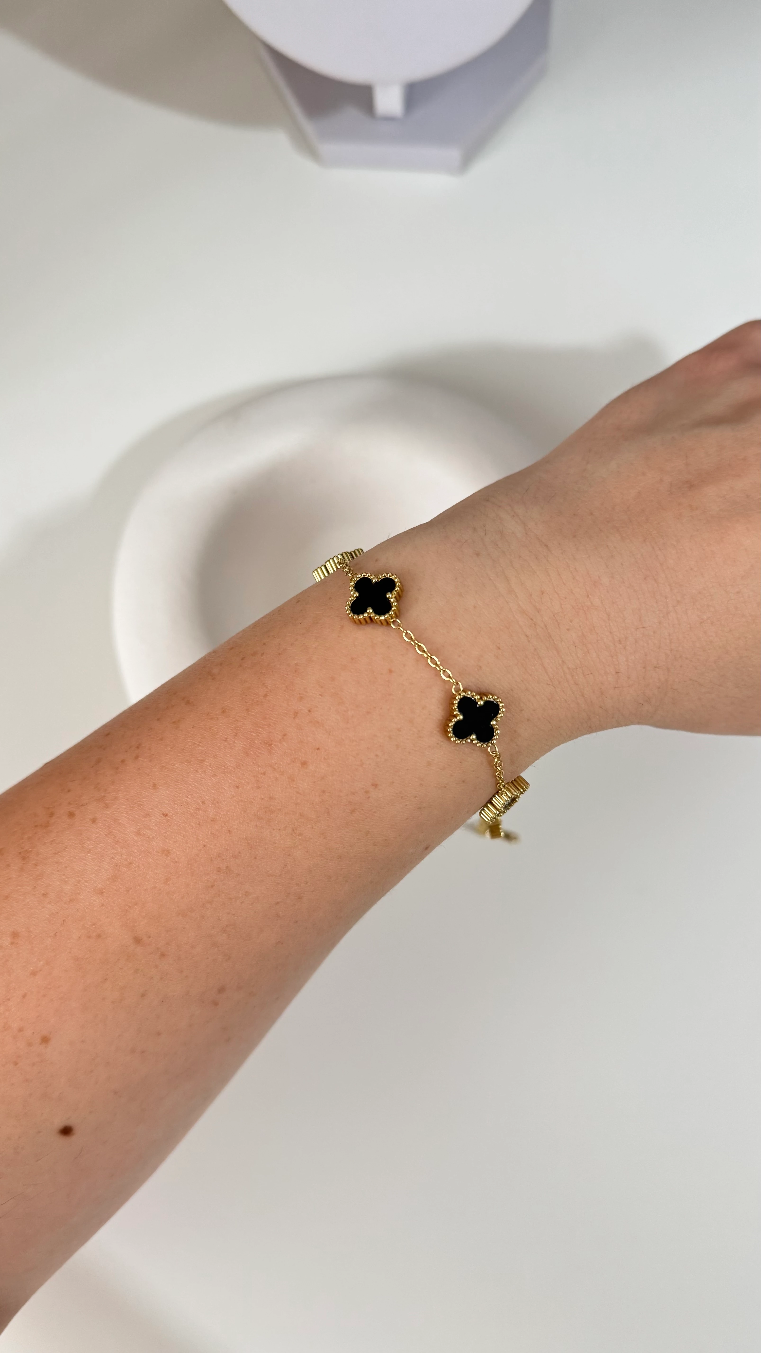 Çelik Yonca Bileklikler