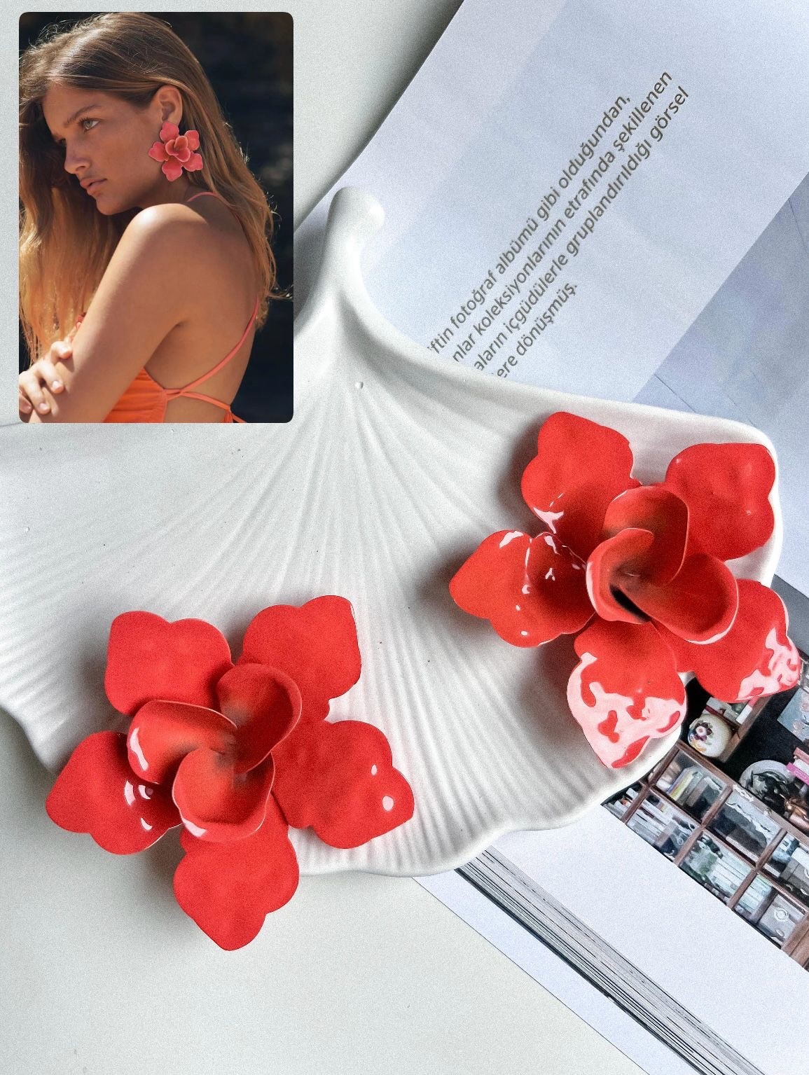 Marka Model Çiçek Küpe
