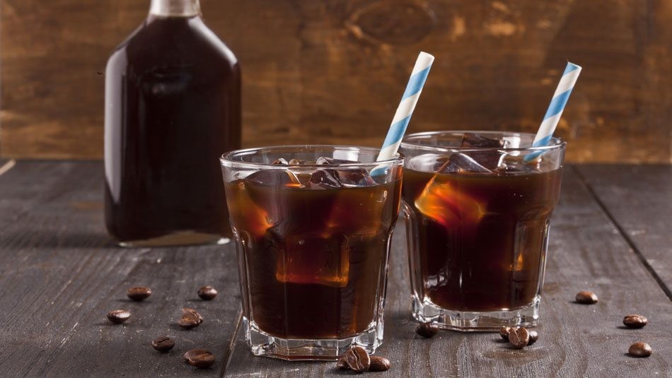 Evde Cold Brew Yapımı: Mükemmel Soğuk Kahve Tarifi Tüm İncelikleri