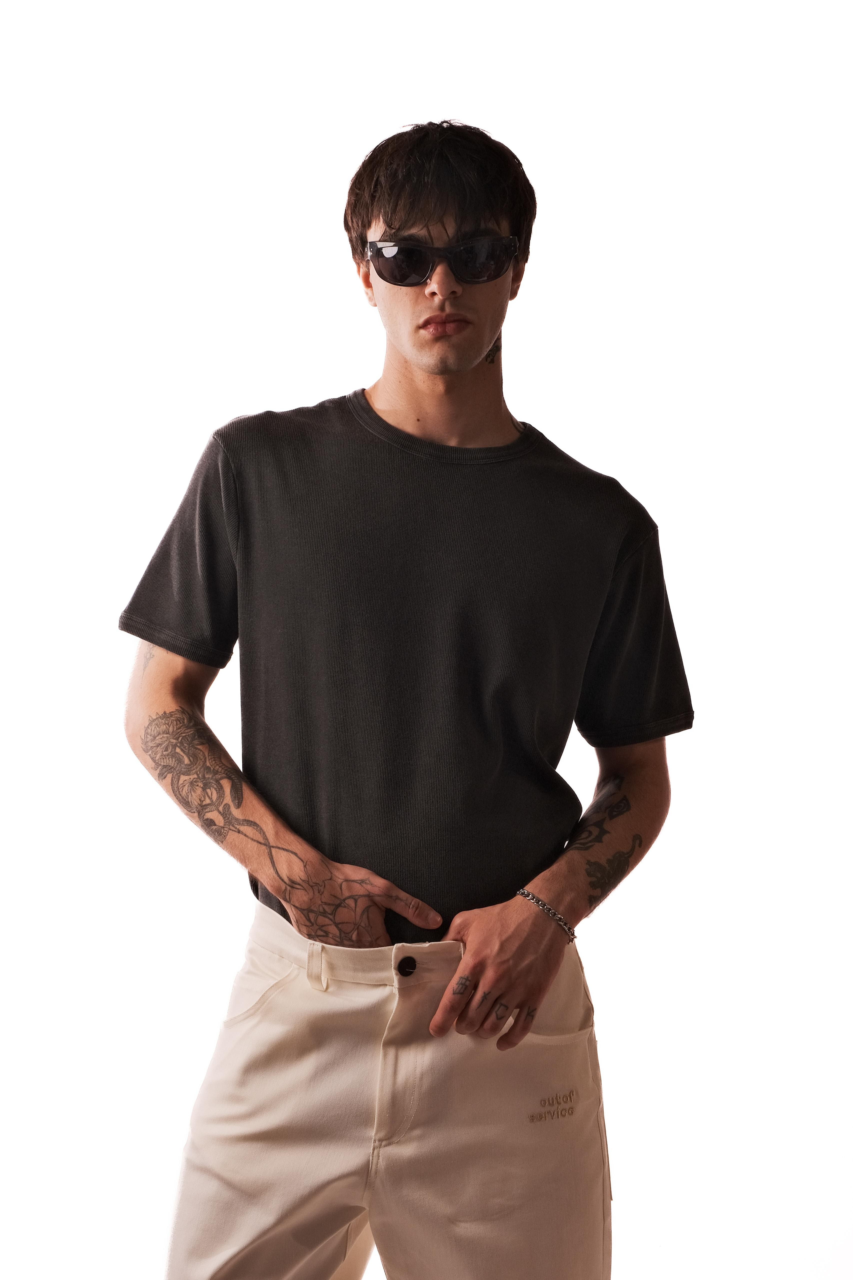 Hole Kashkorse Basic T-Shirt