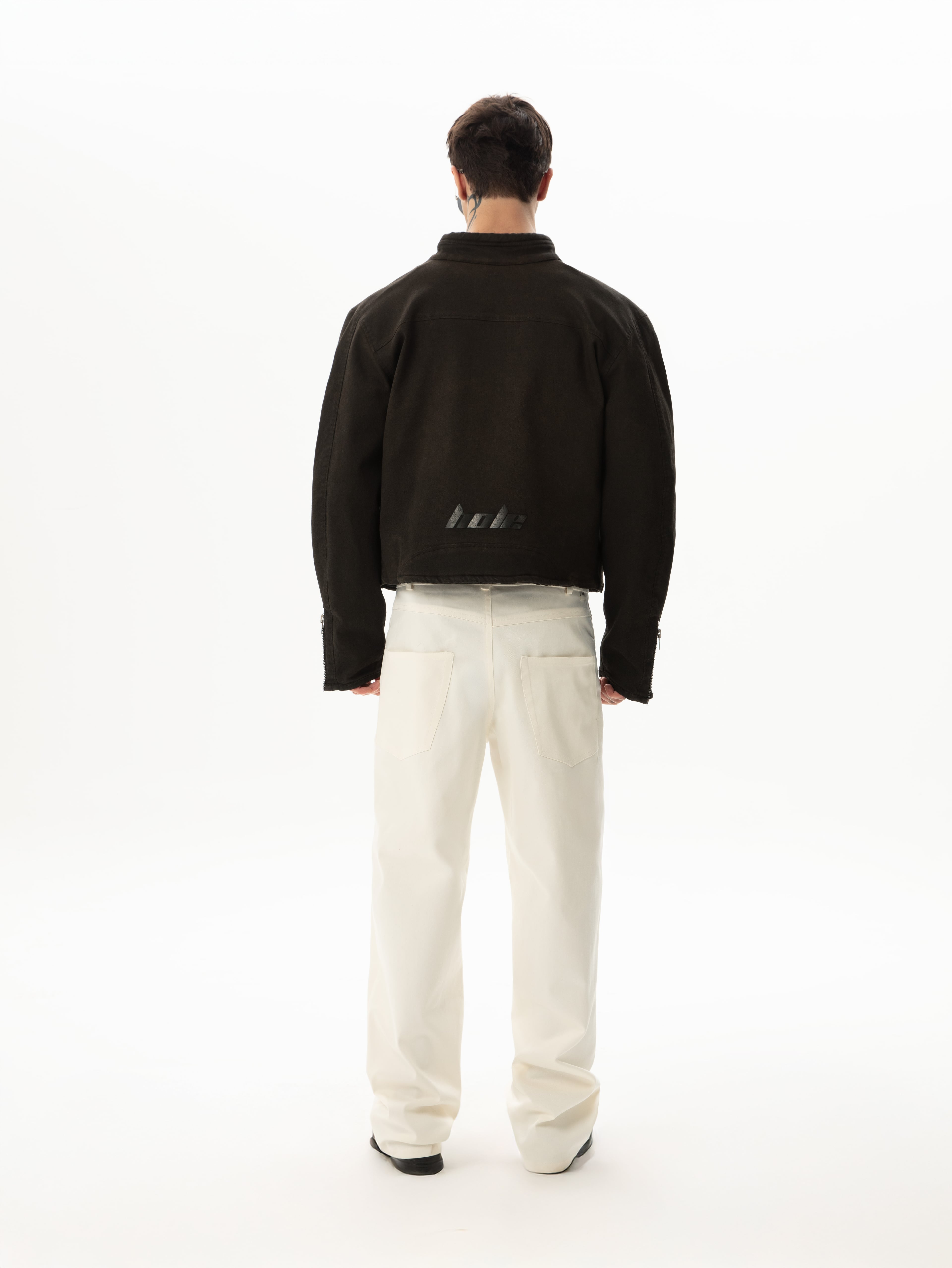 Hole Coat w/zip detail