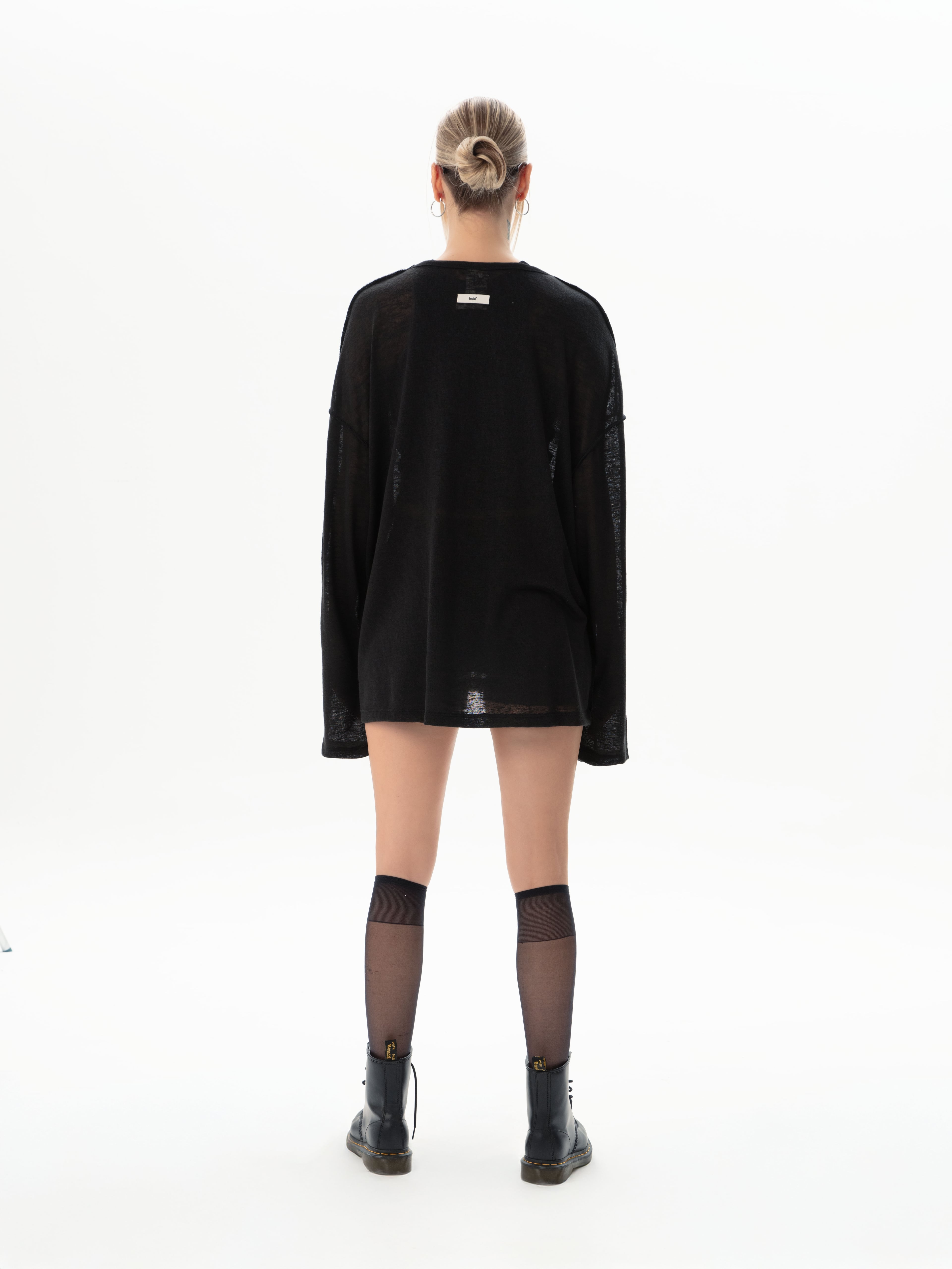 Hole Sweatshirt w/embroided logo