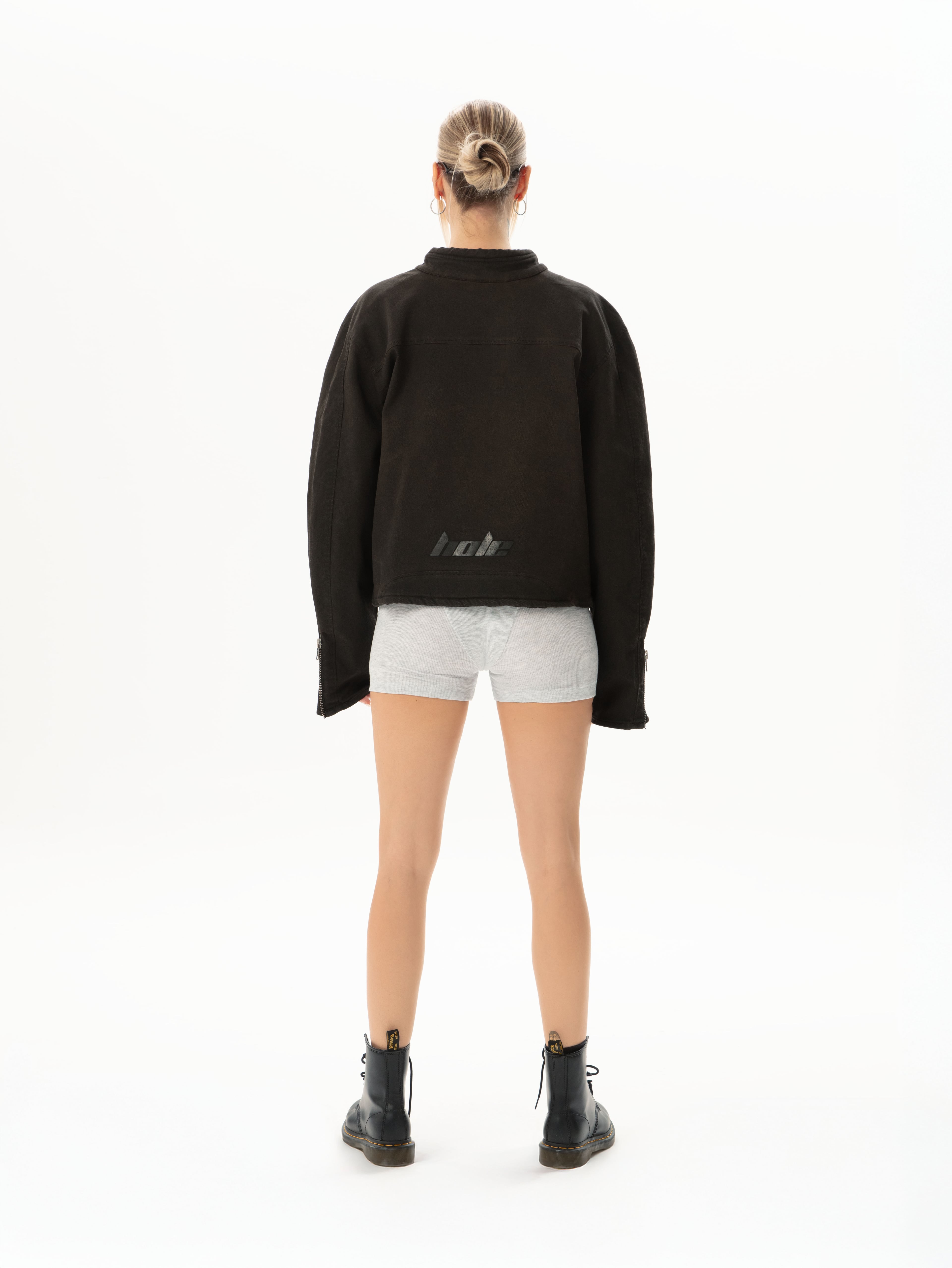 Hole Coat w/zip detail