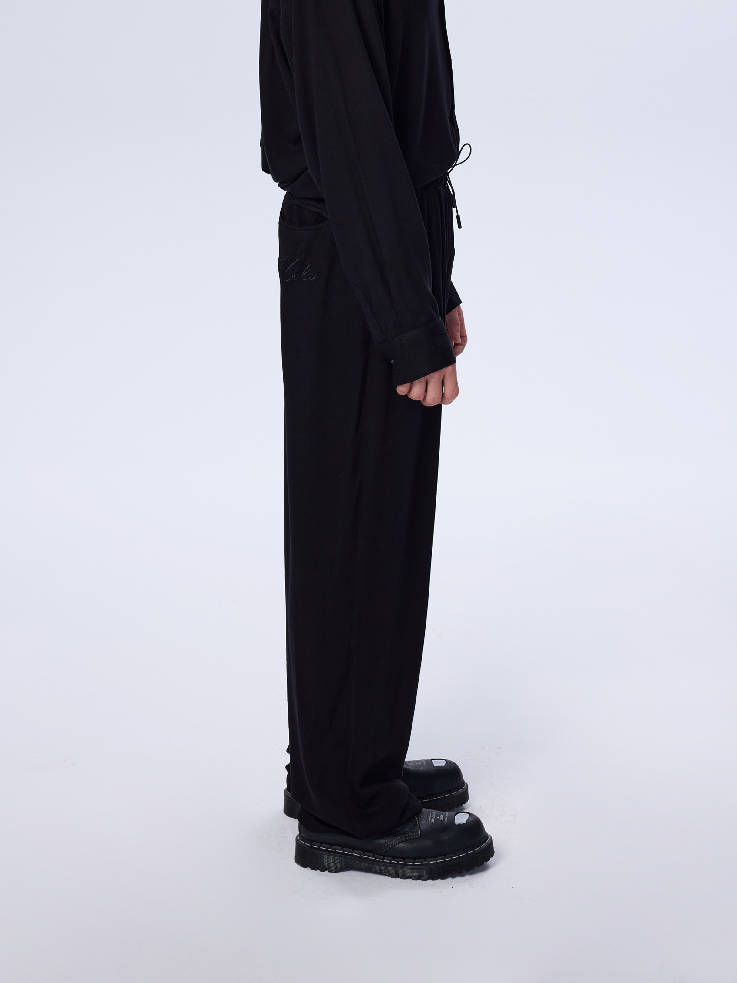 Hole Oversize Cut Pants - BLACK