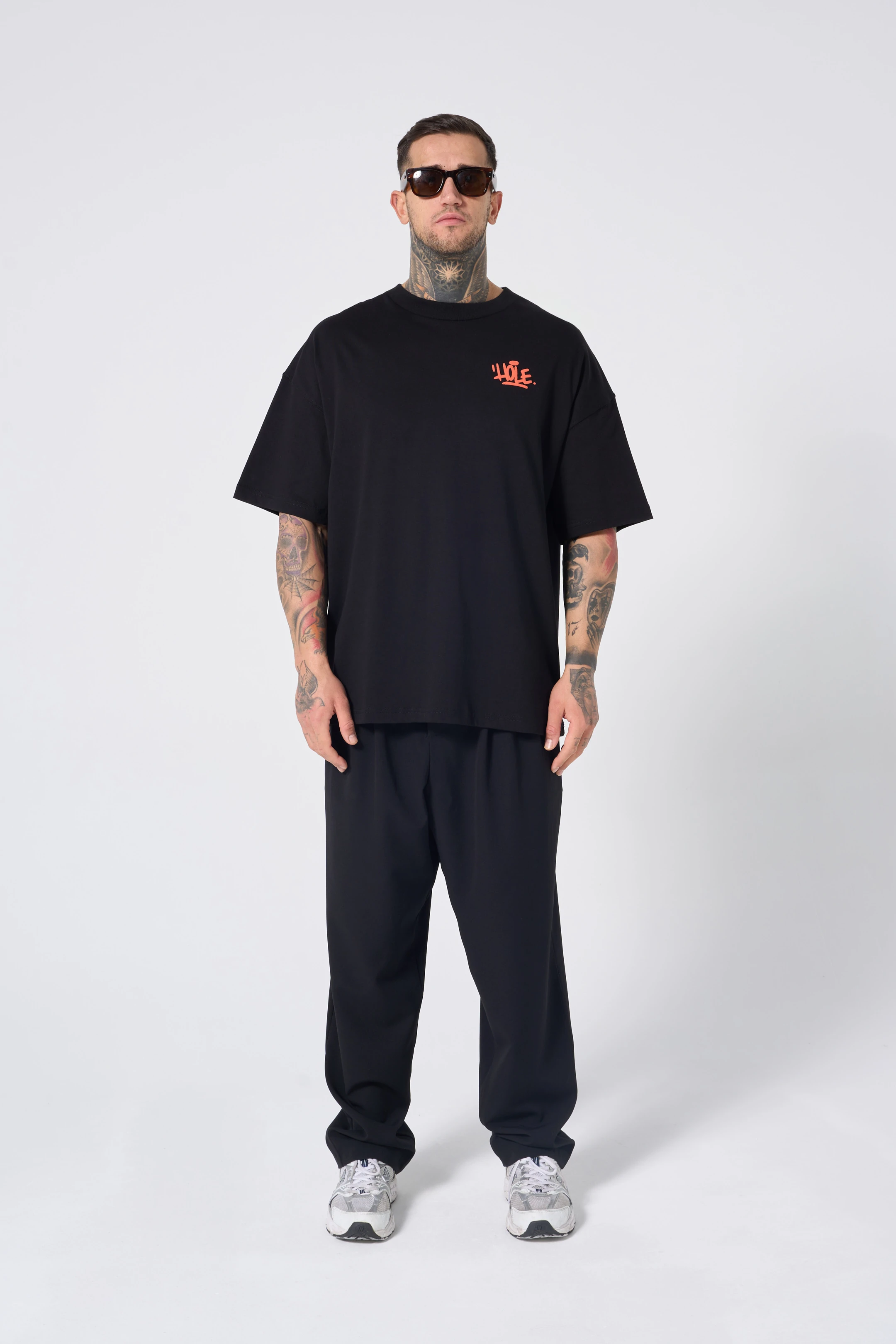 Hole Graffiti Baskılı Oversize T-Shirt