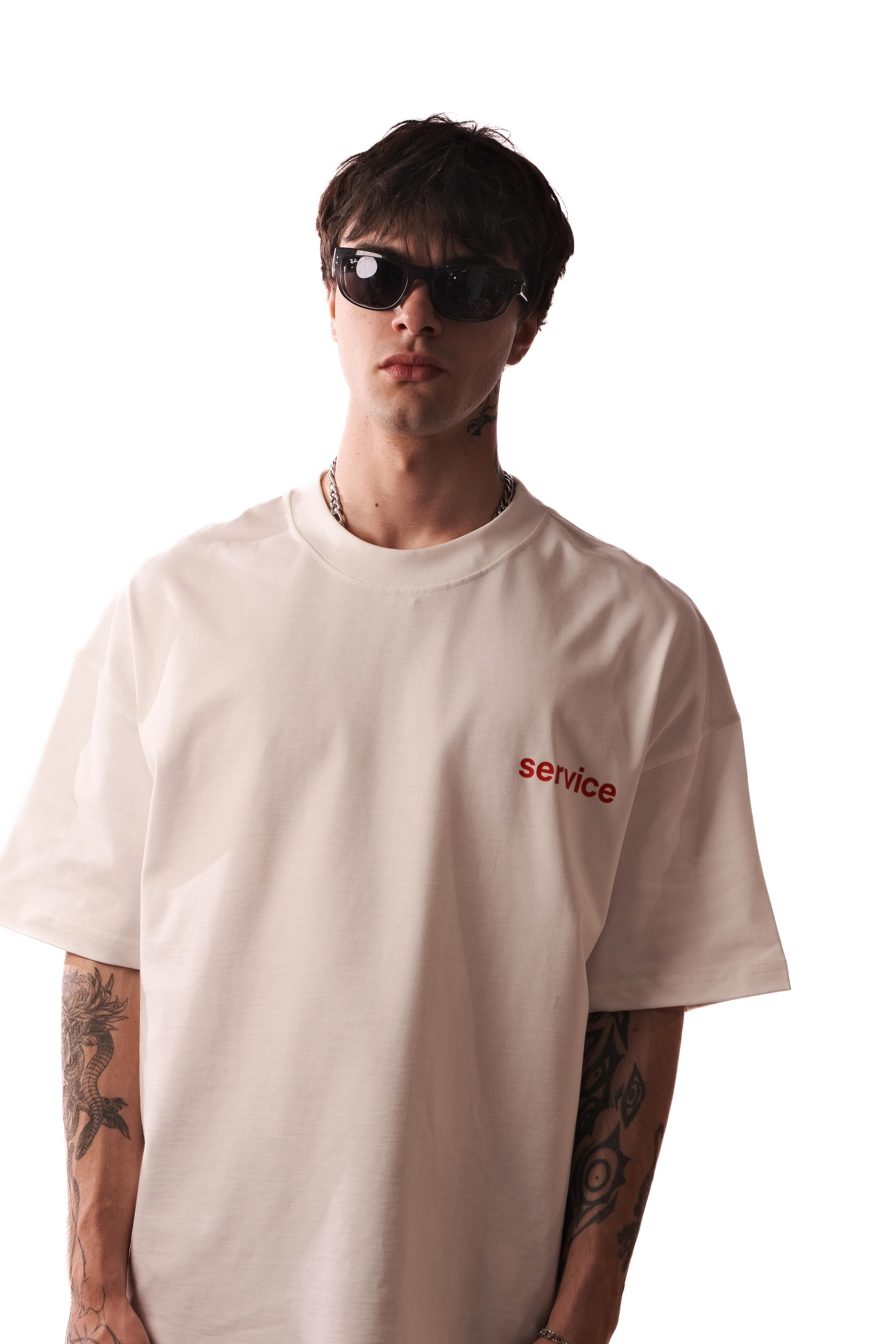 Hole Oversize T-shirt w/ graffiti print