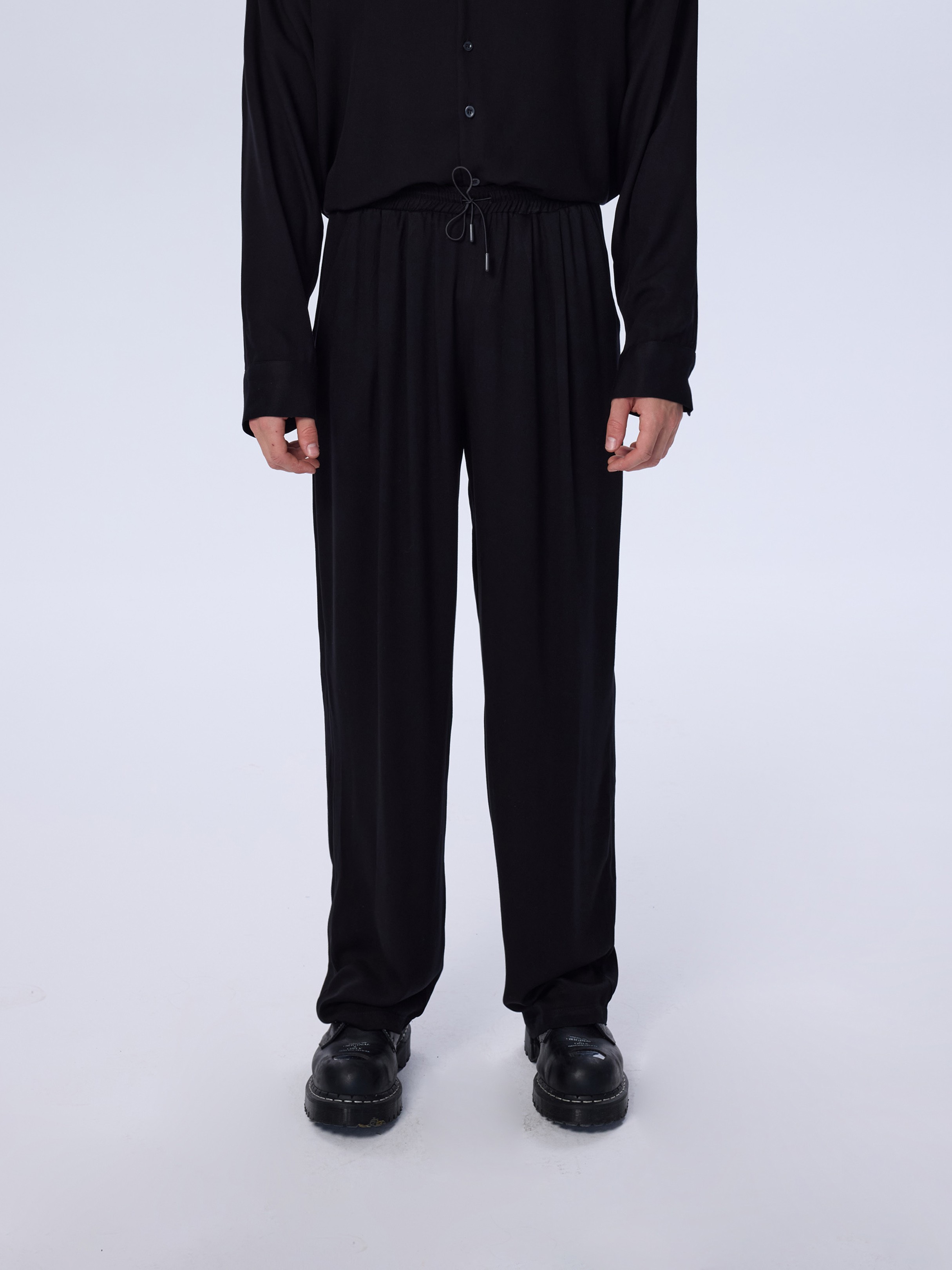 Hole Oversize Cut Pants - BLACK