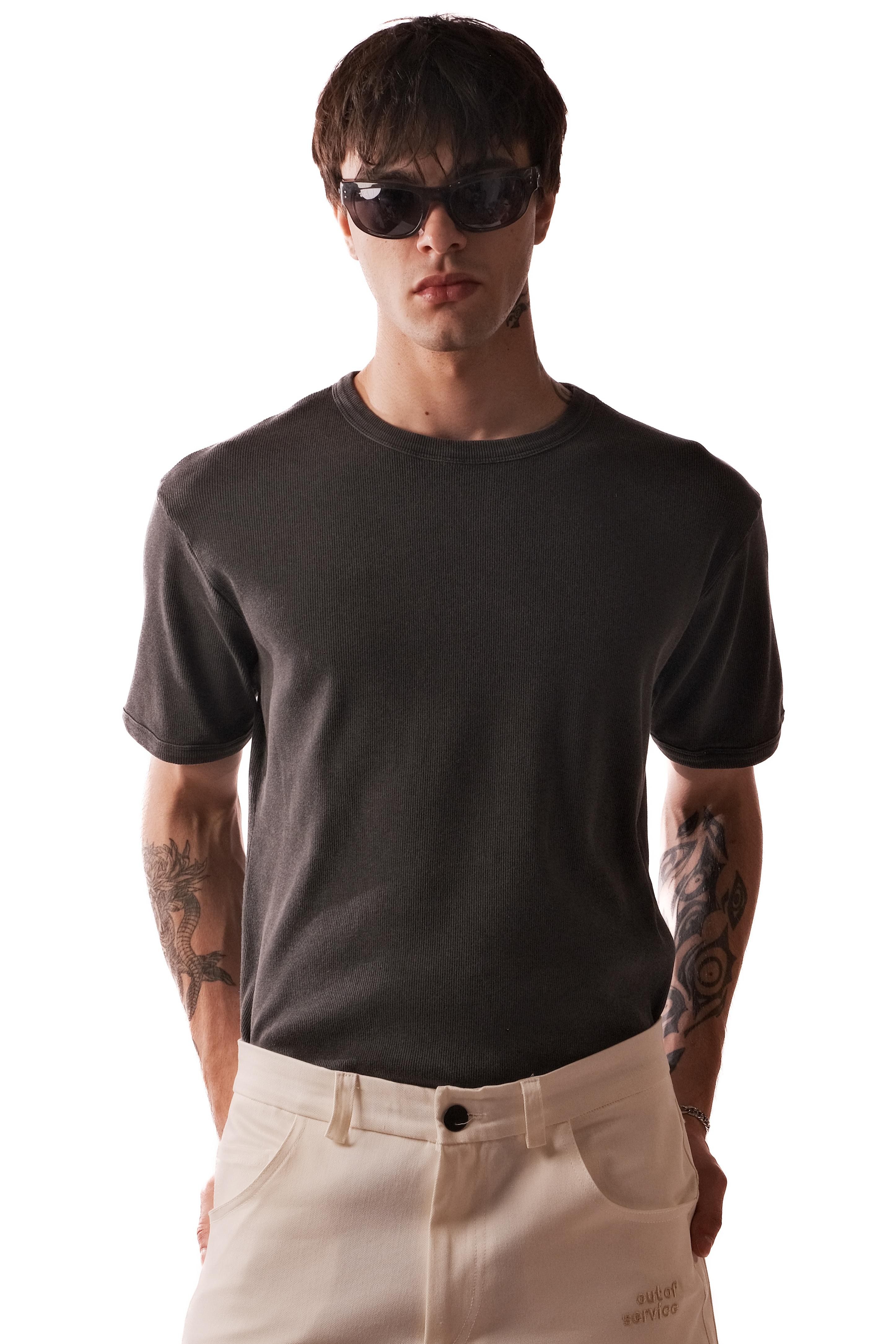 Hole Kashkorse Basic T-Shirt