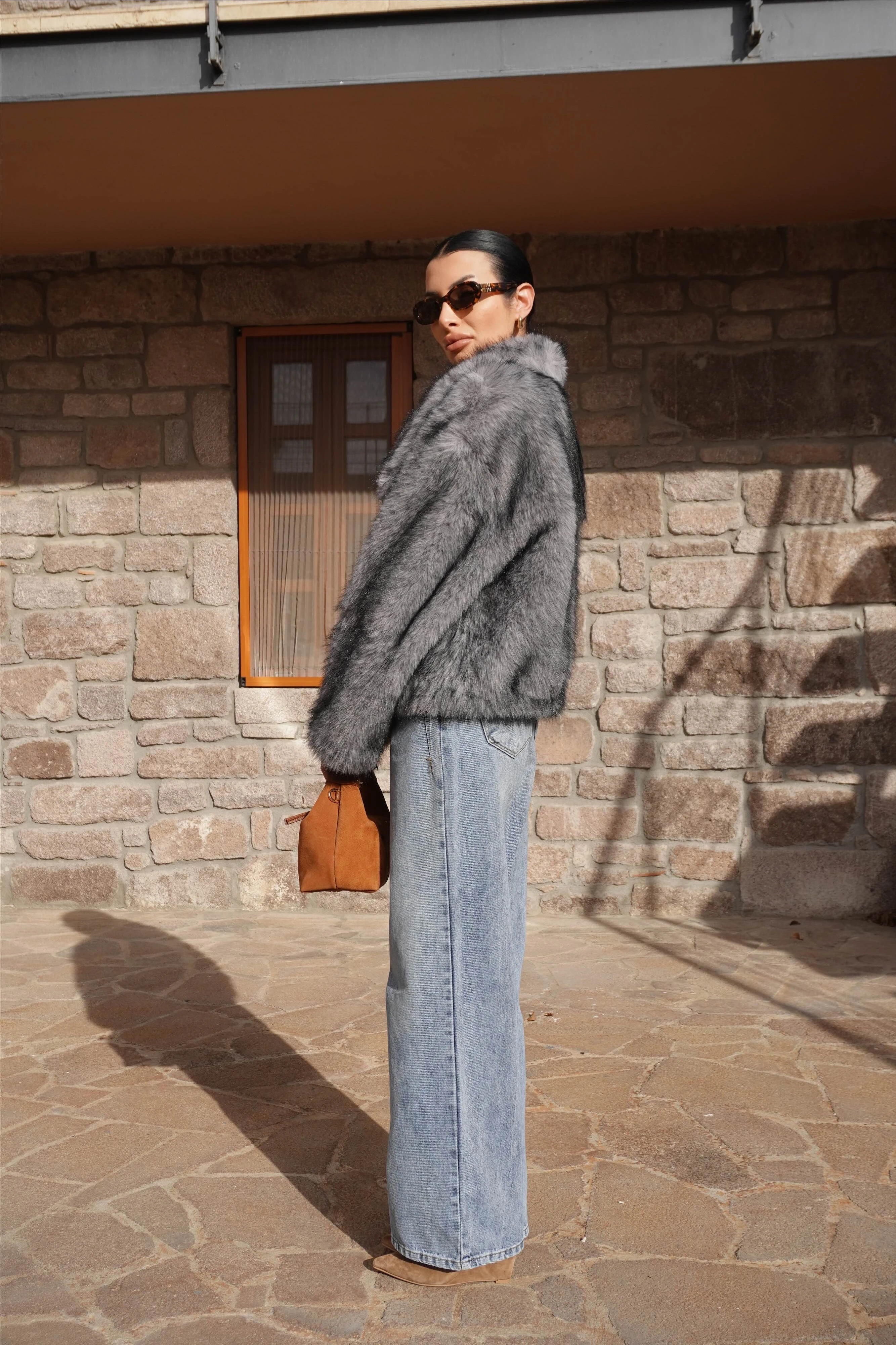 İthal Premium Gri Yaka Detaylı Kısa Kürk 