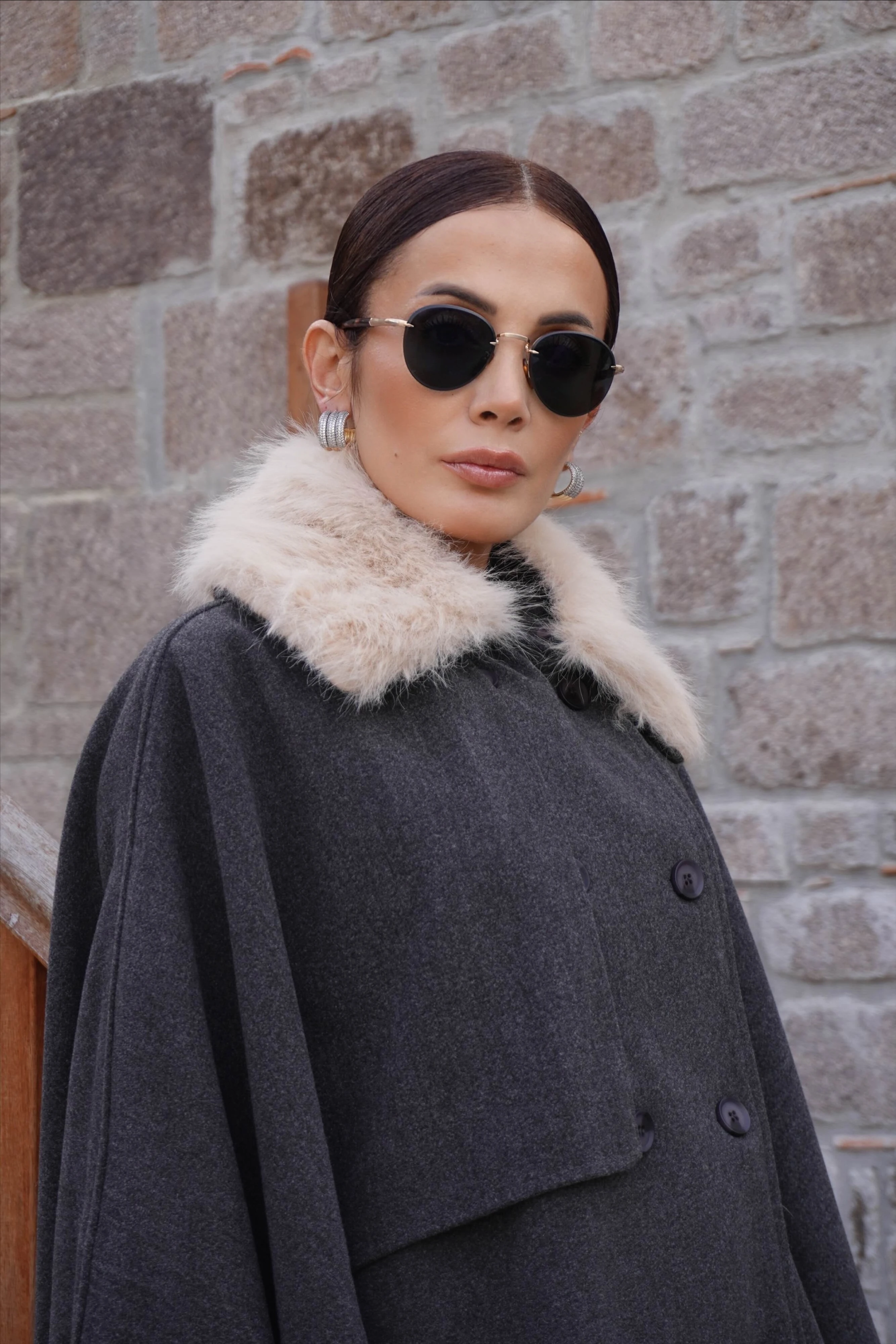 Portatif Kürk Yaka Kaşe Gri Panço