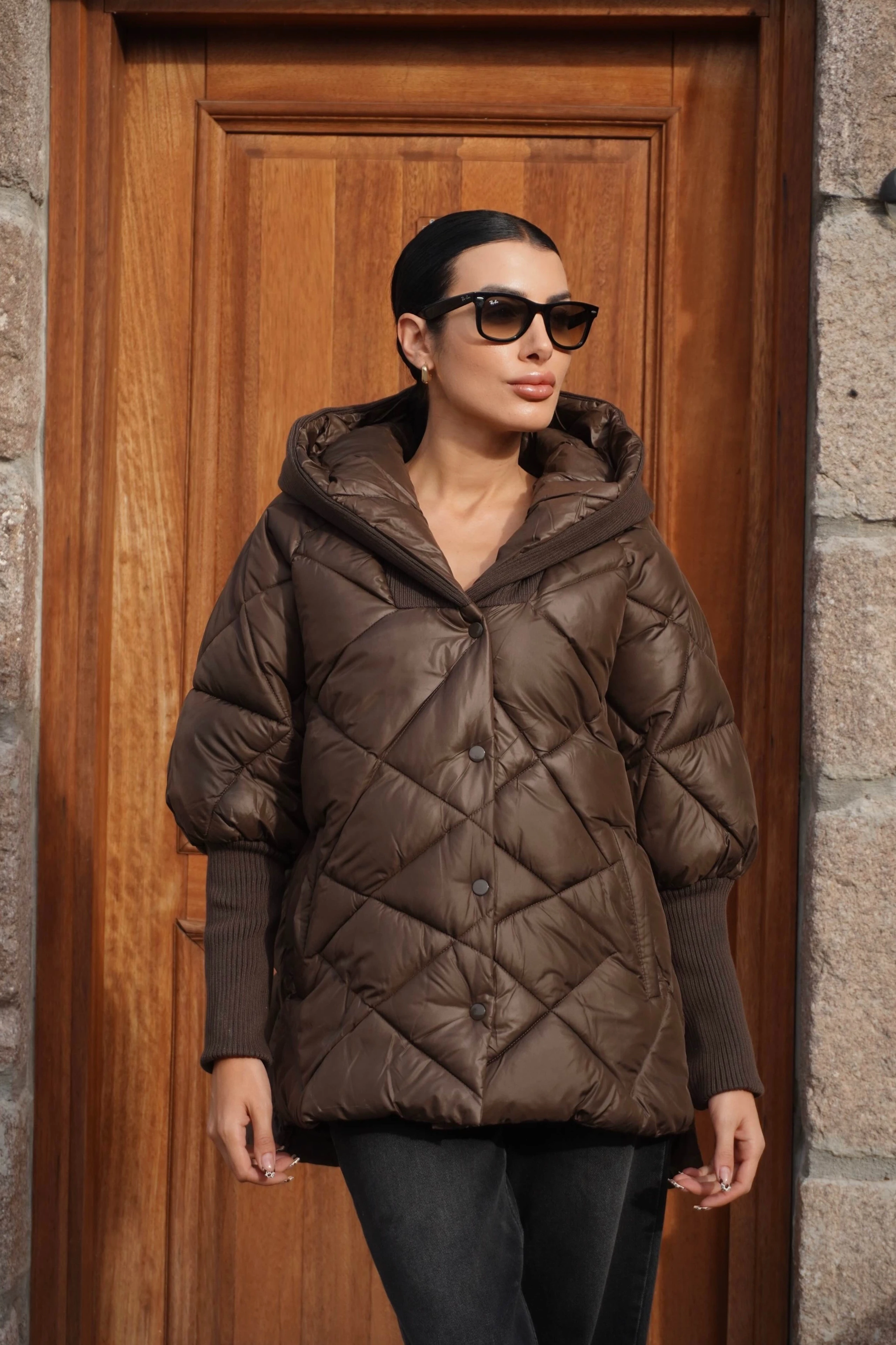 İthal Premium Kapitone Triko Kol Detaylı Kahverengi Şişme Mont 