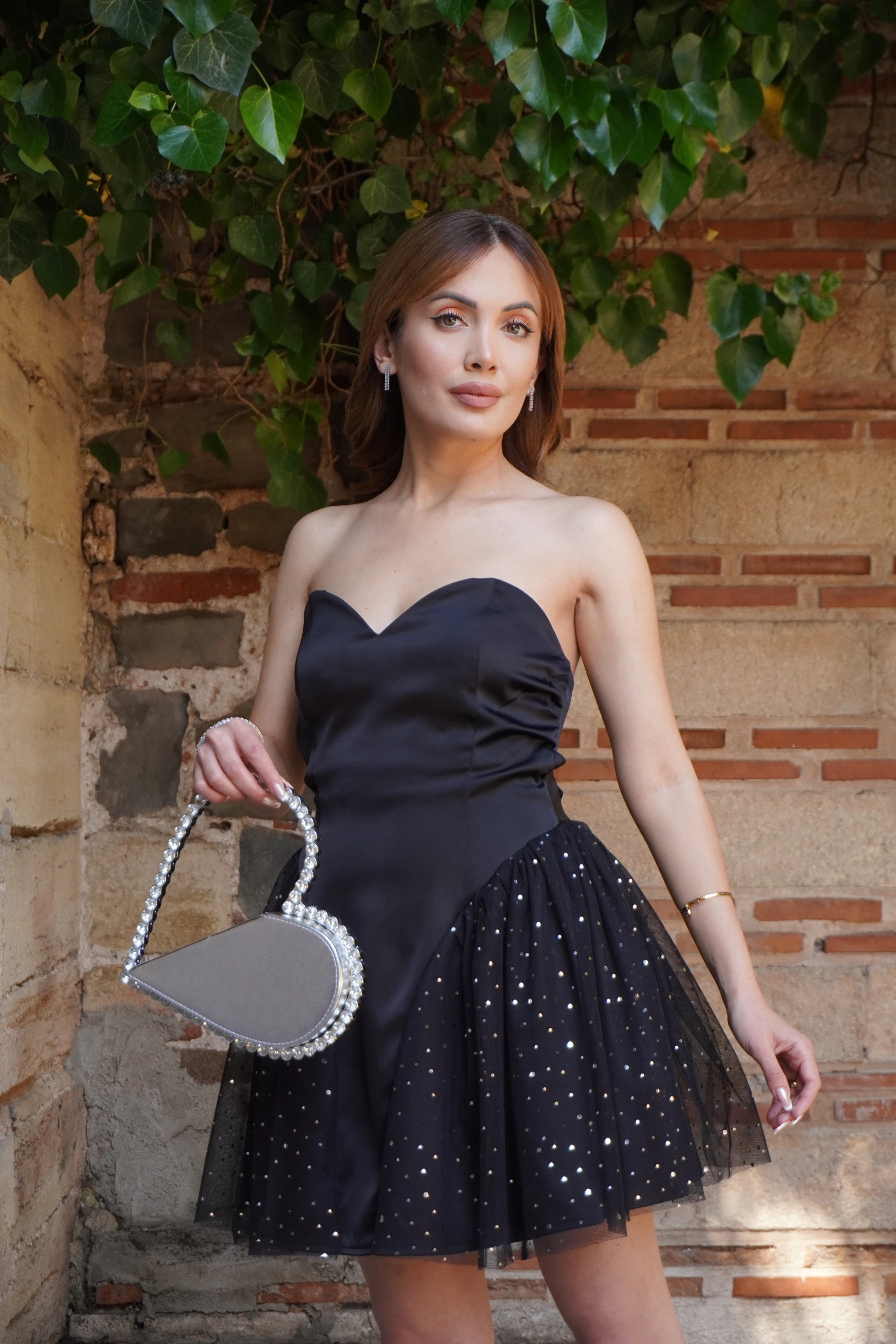 Kalp yaka saten gövde tül etek mini elbise