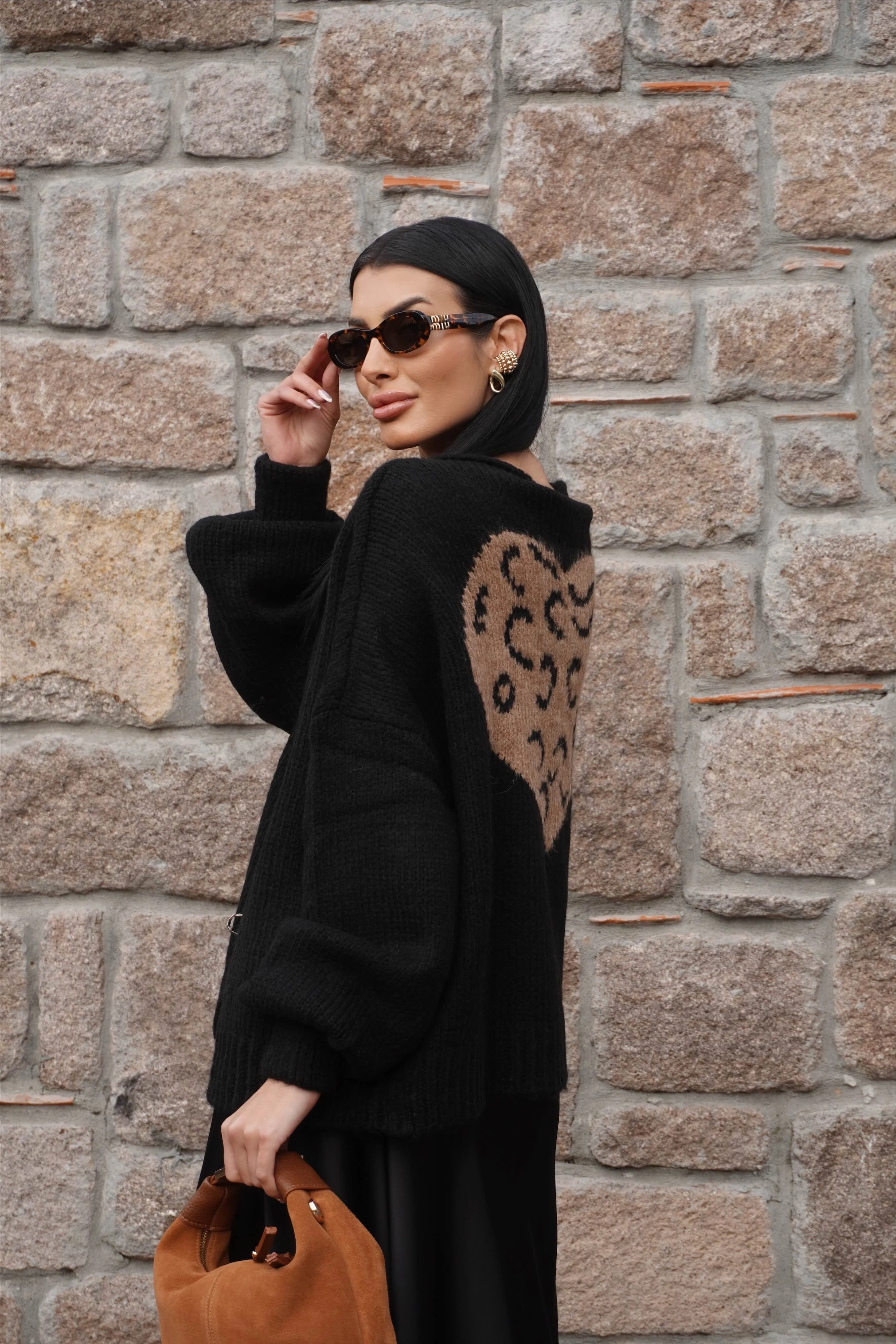 Sırt Leopar Kalpli Siyah Bağlamalı Triko Hırka 