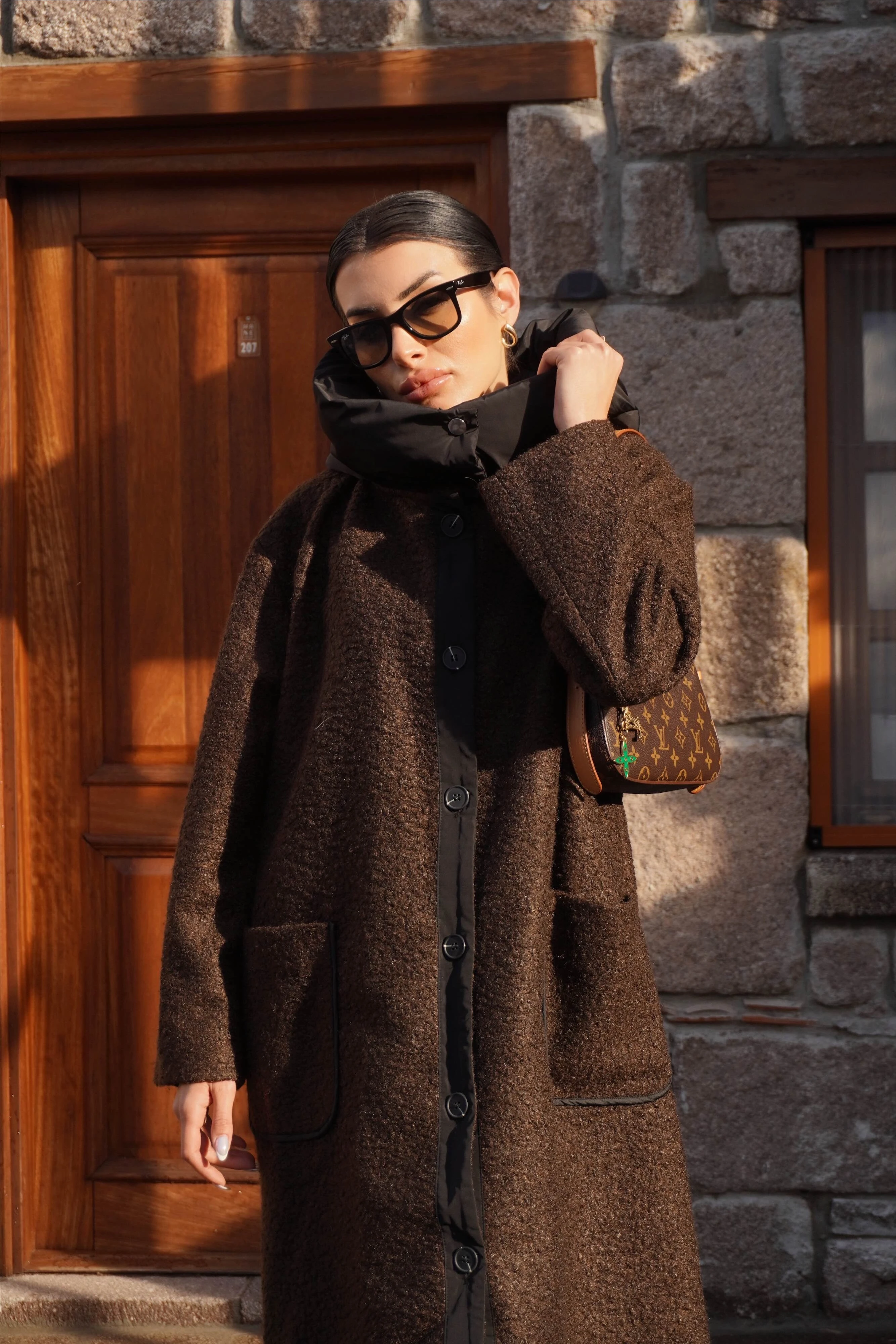 Kapüşonlu Kahve Kaban