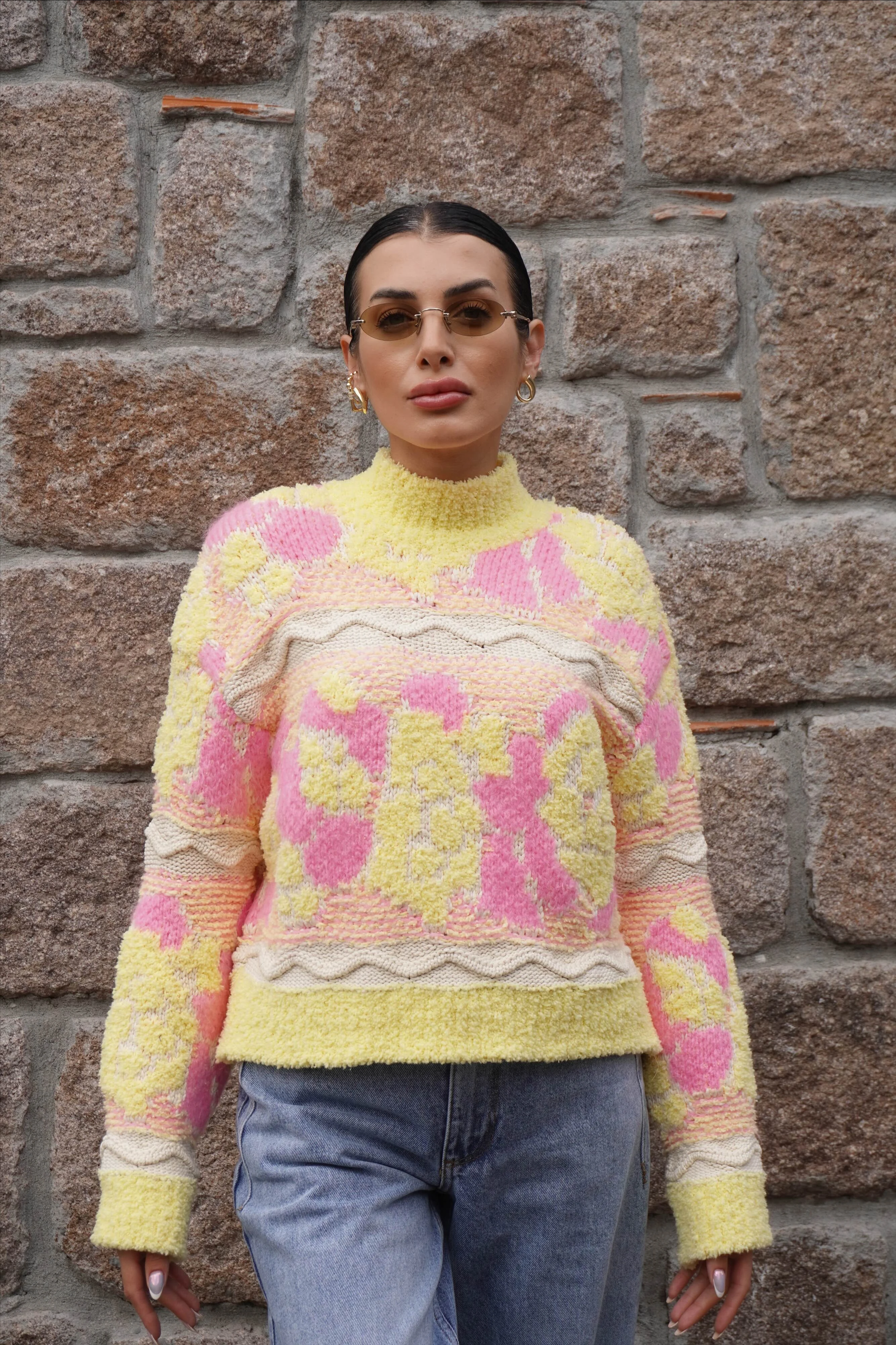 Triko Halı Örgü Çok Renkli Kazak 