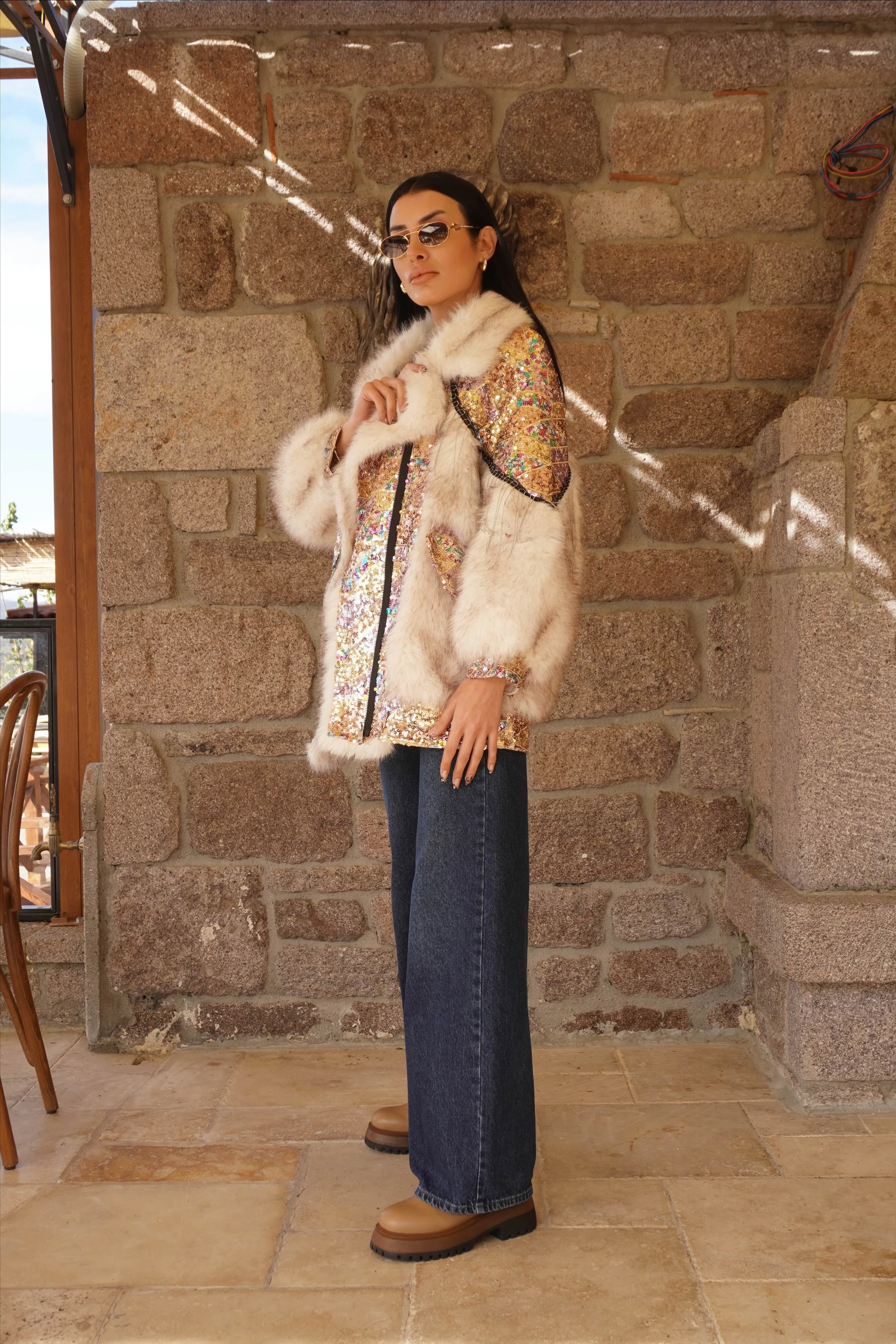 İthal Tasarım Renkli Pullu Kürk Mont 