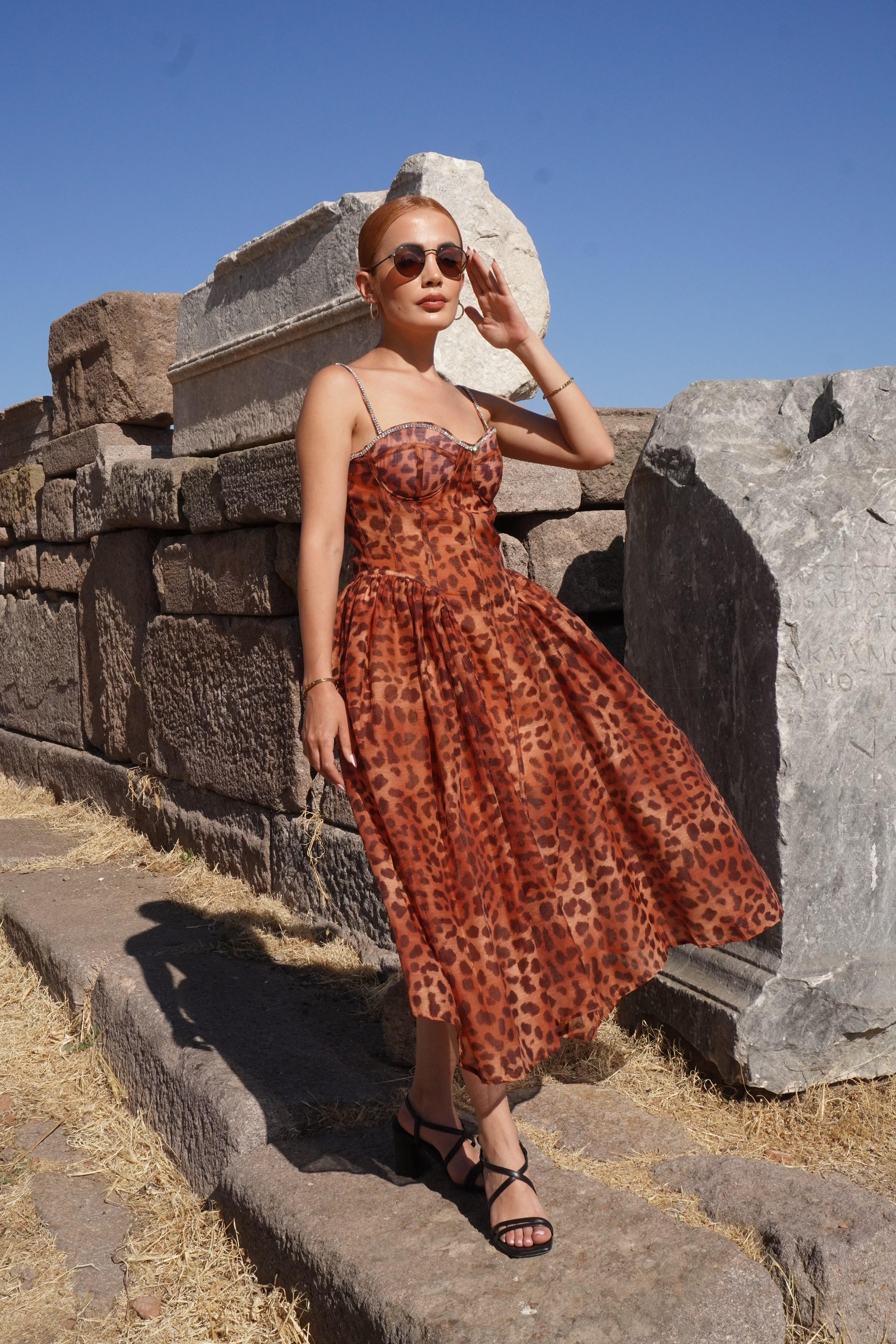 İthal Premium Leopar Desen Askılı Korse Detaylı Şifon Elbise