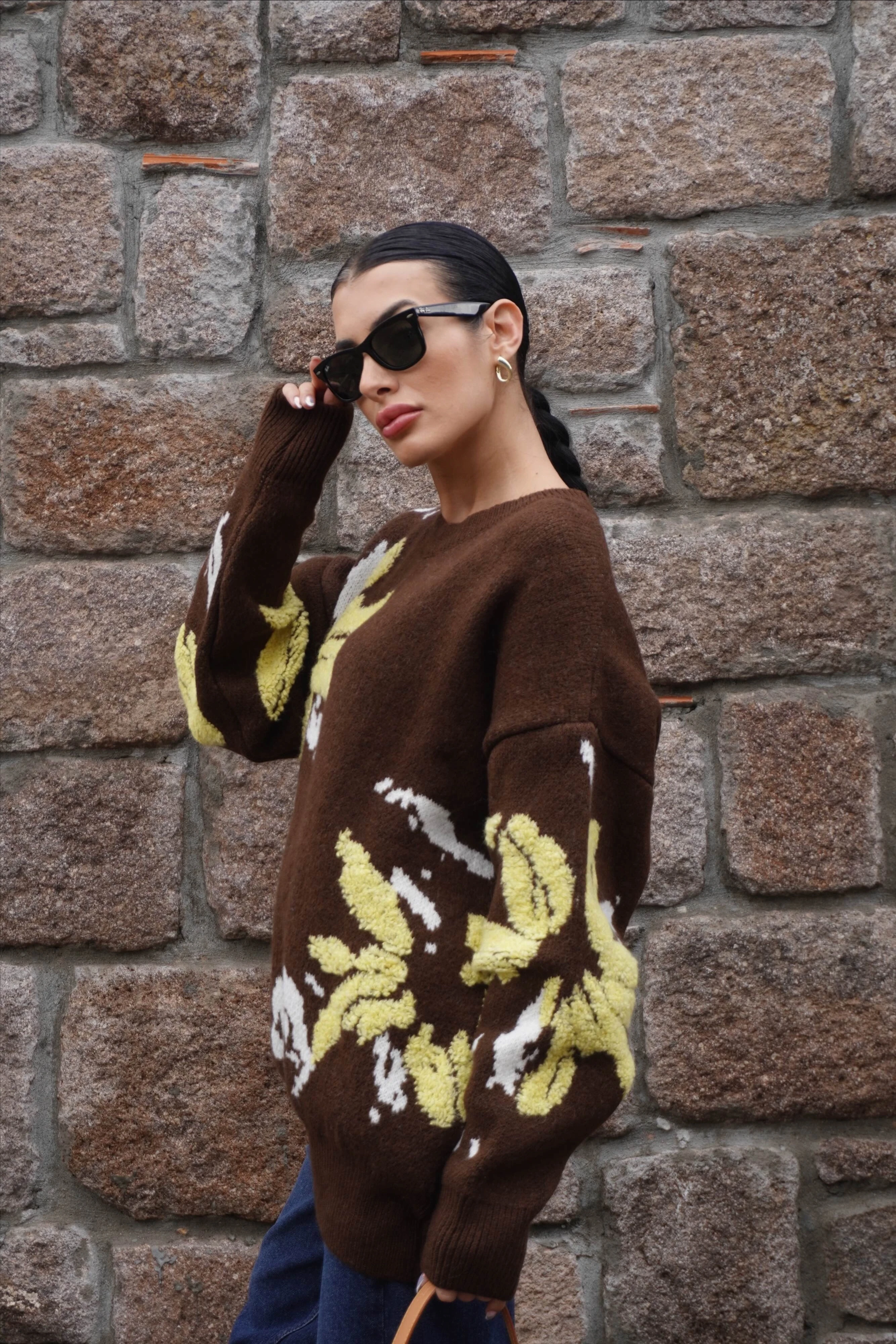 Çiçek Desenli Acı Kahve Kazak 