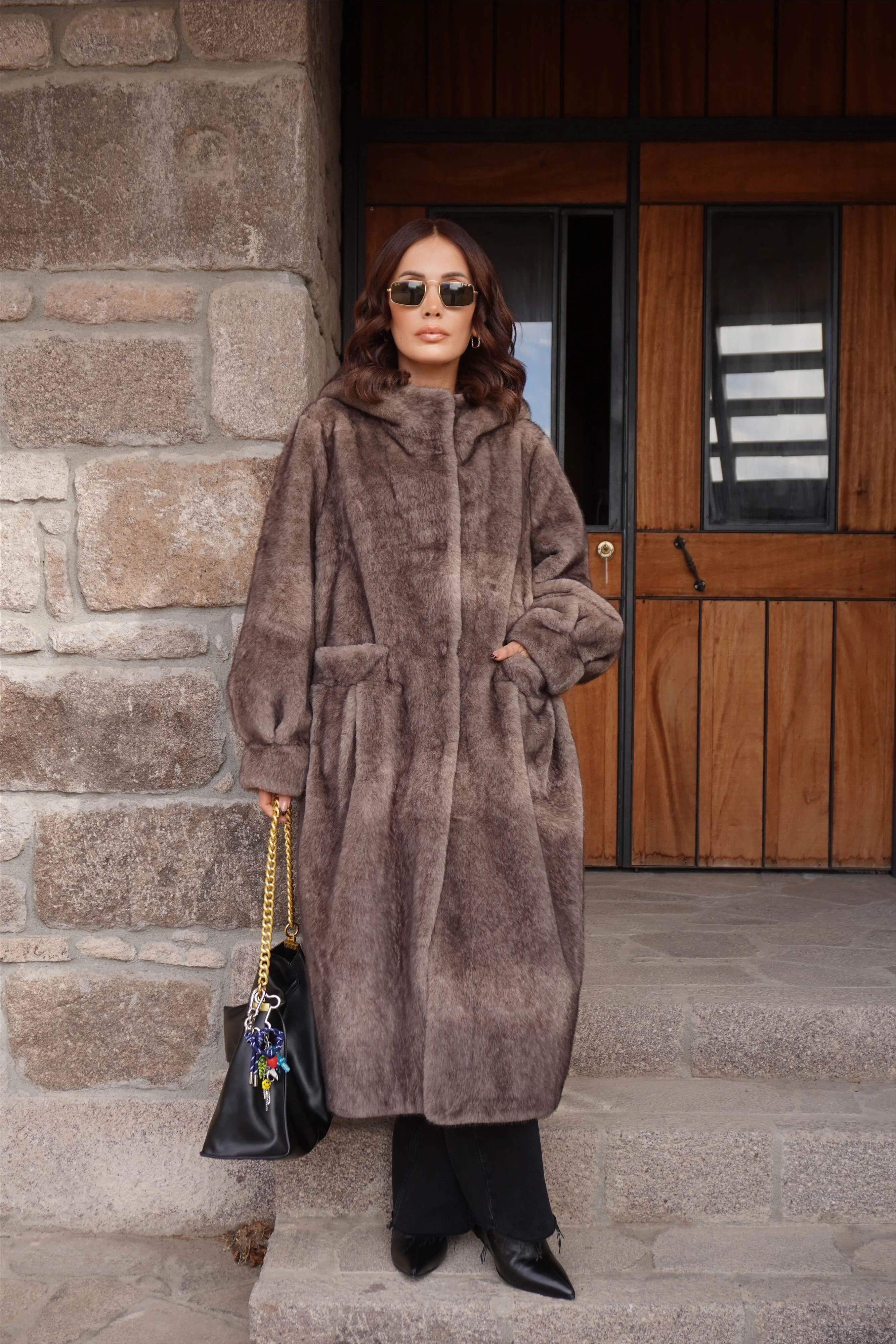 İthal Premium Vintage Görünümlü Kapüşonlu Vizon Lüx Kürk Mont