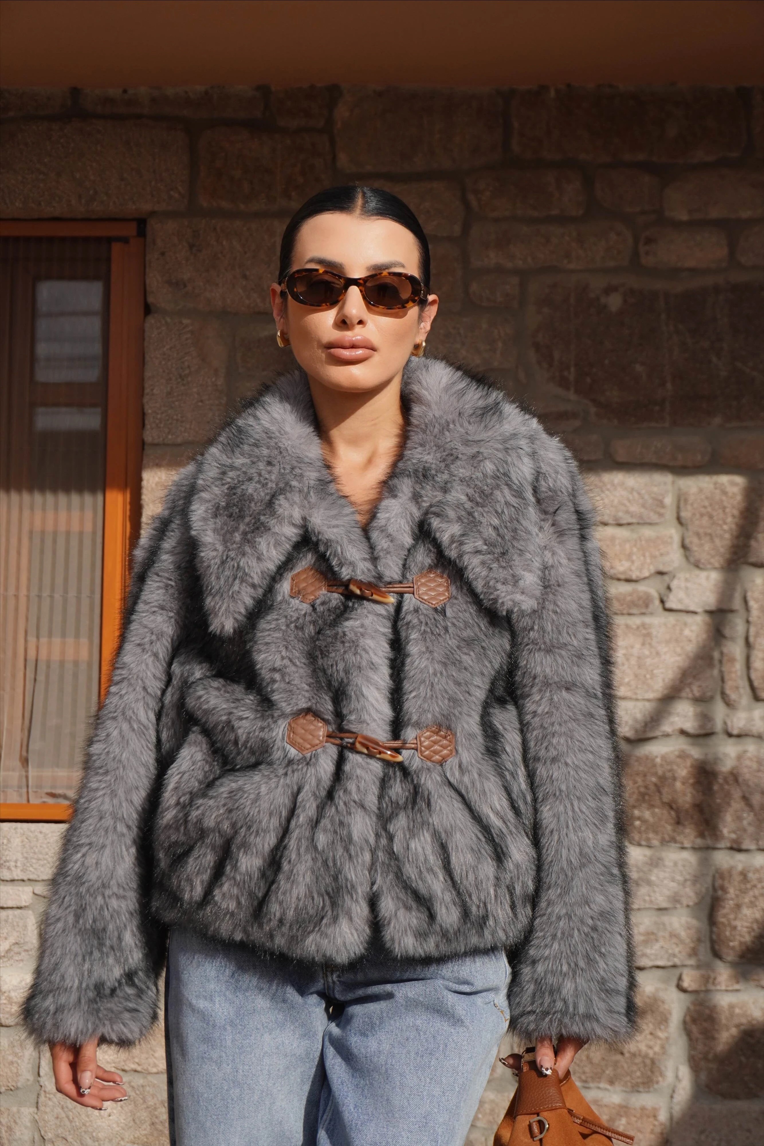 İthal Premium Gri Yaka Detaylı Kısa Kürk 