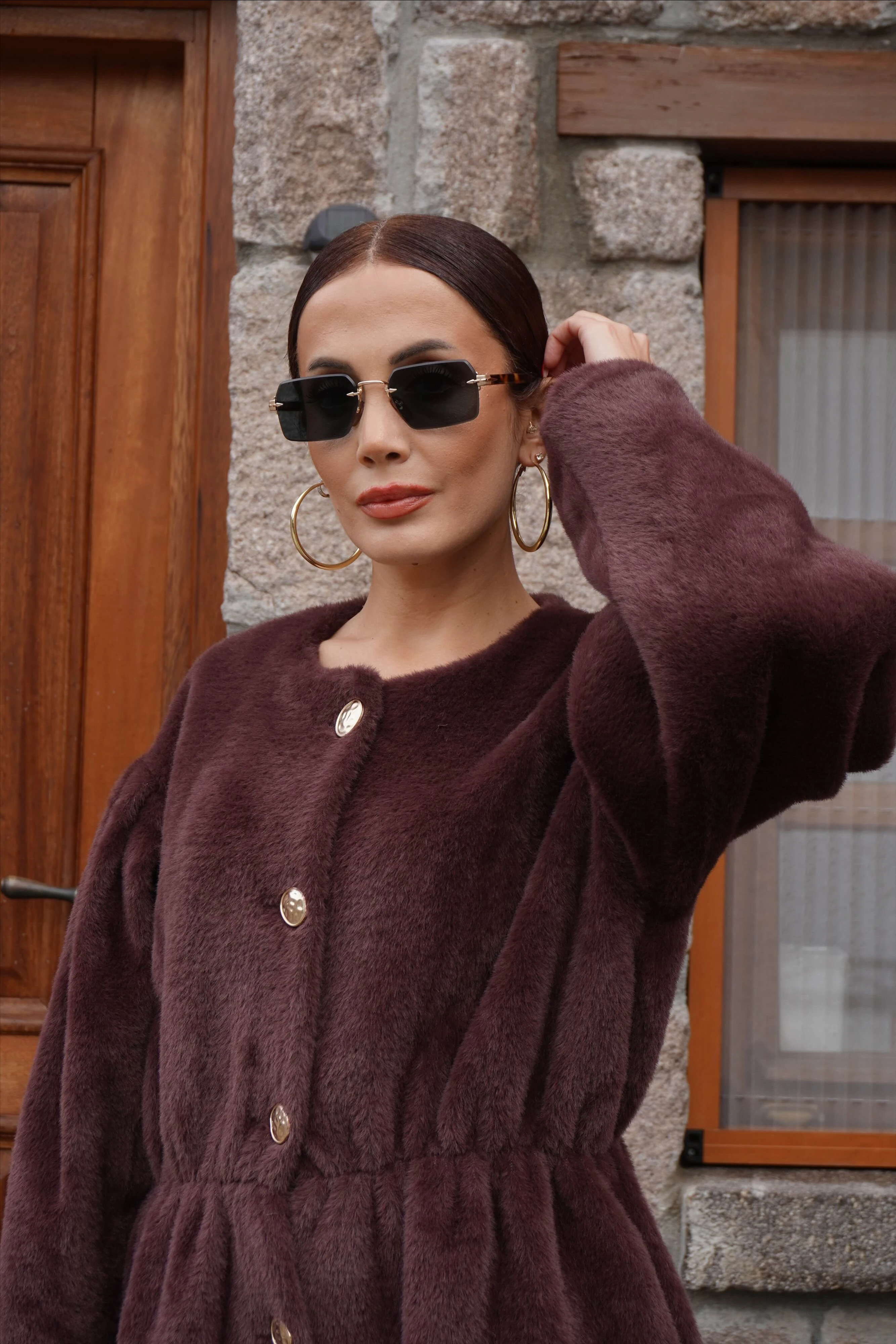 Gold Düğme Detaylı Bel Oturtmalı Kürklü Mini Kahve Kaban 