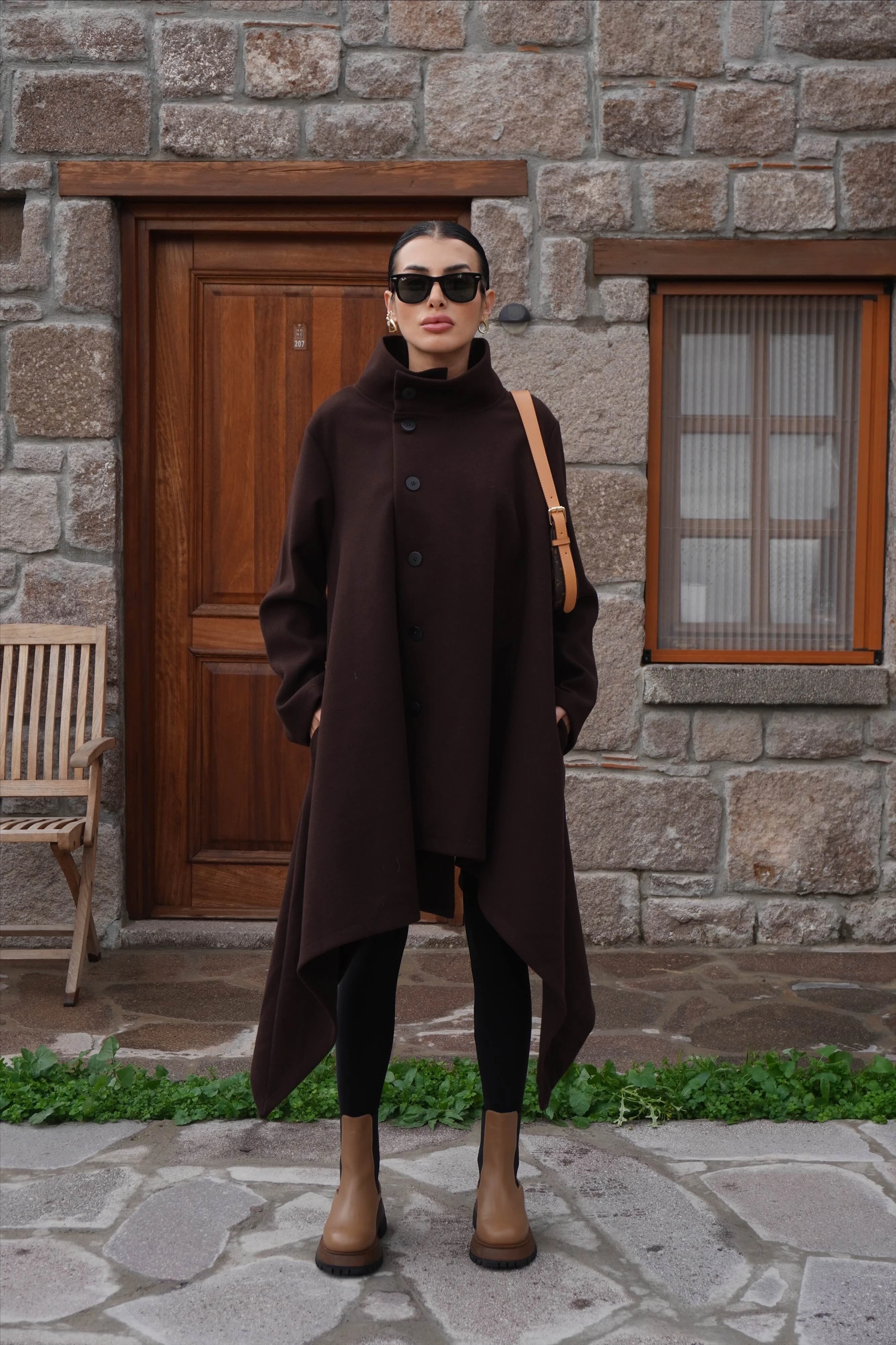 İthal Tasarım Asimetrik Kahve Kaşe Kaban