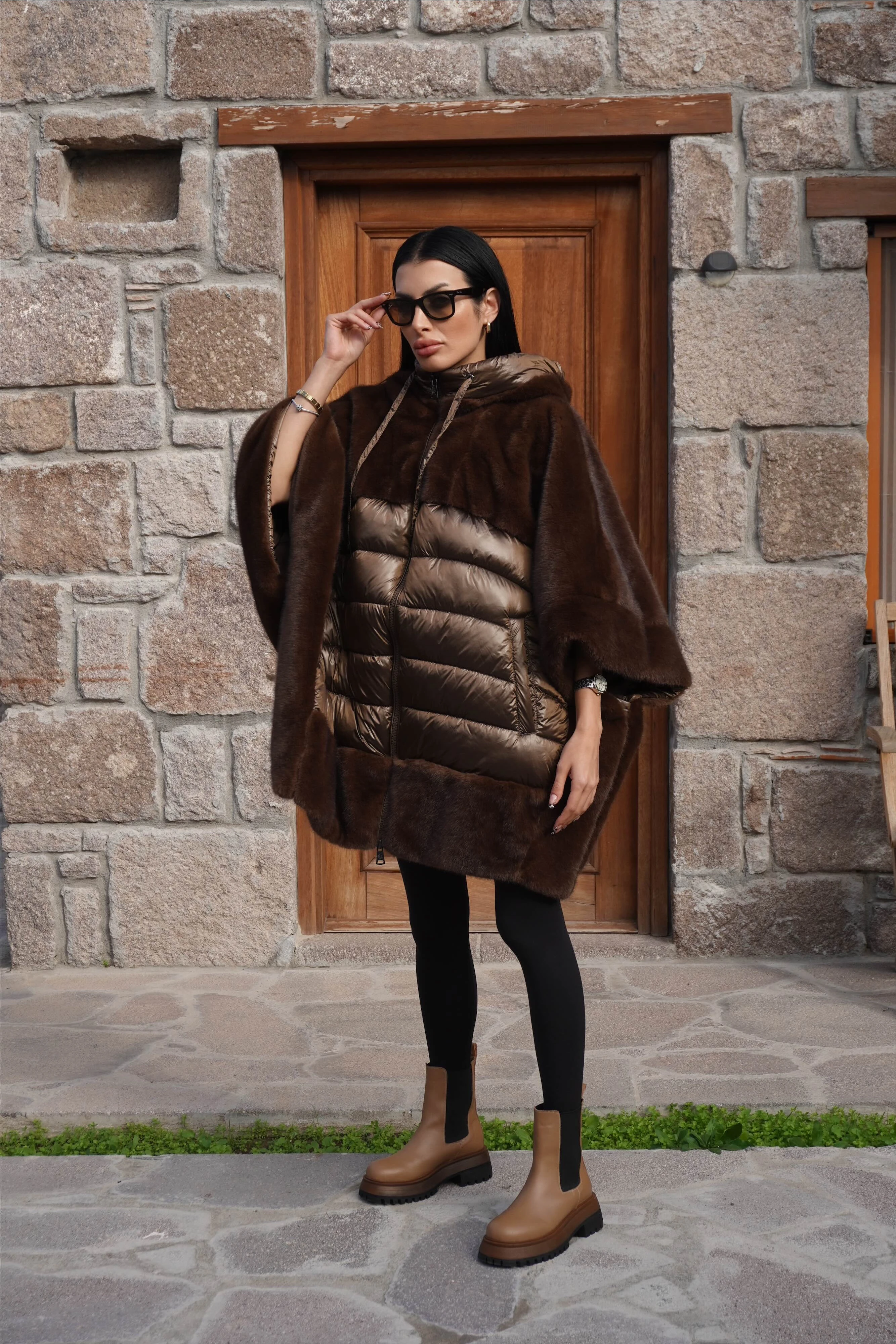 İthal Tasarım Premium Kürk Detaylı Manto 