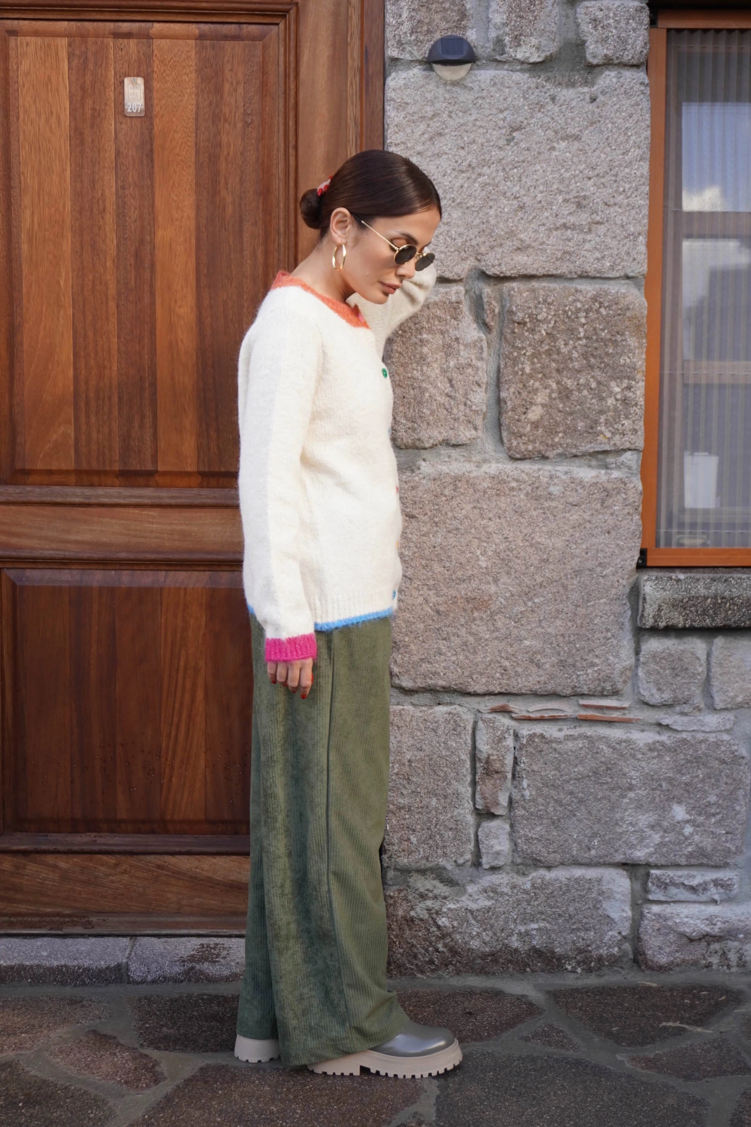 Beli Lastikli Fitilli Haki Kadife Pantolon