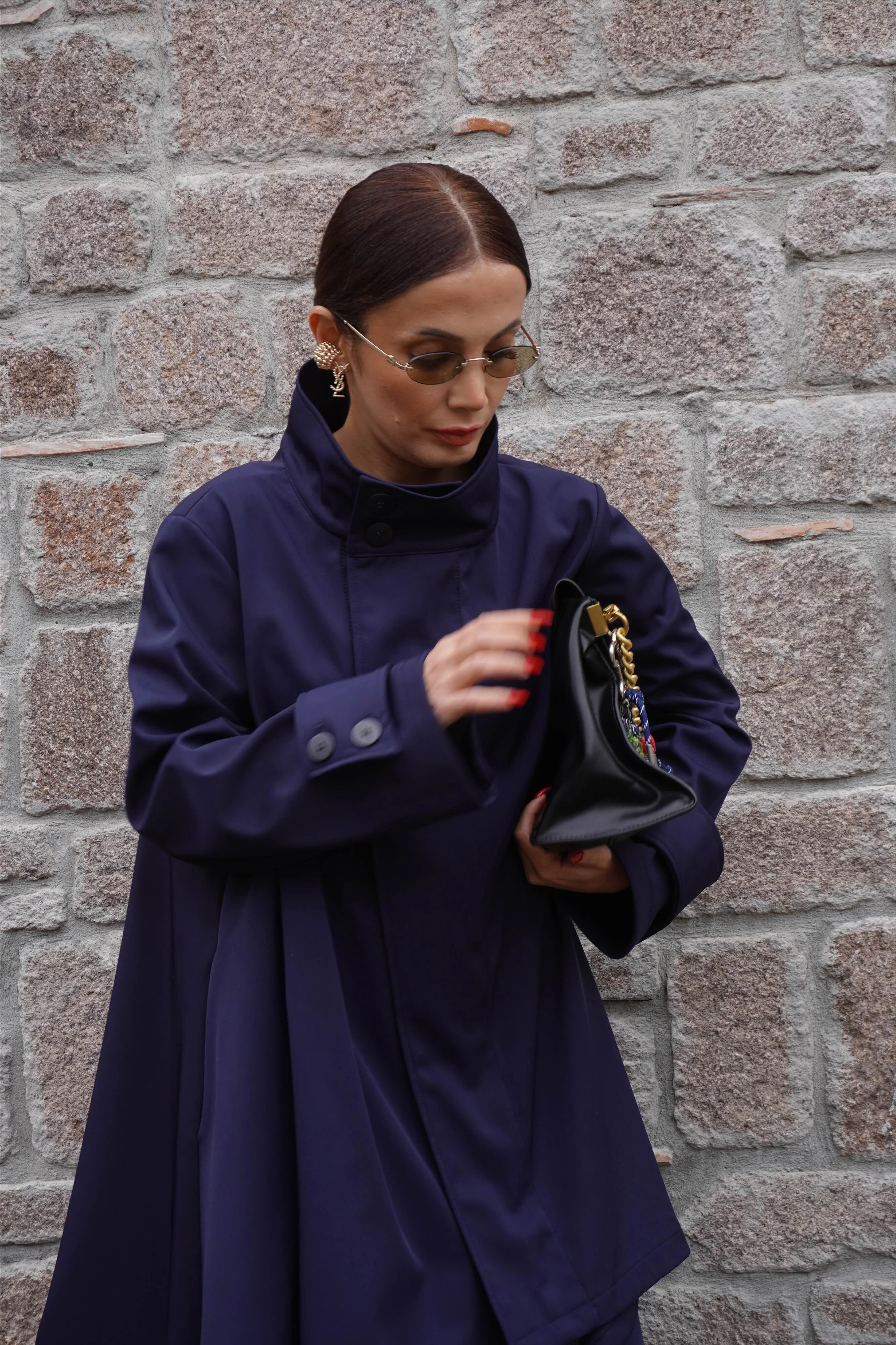 İthal Tasarım Asimetrik Kesim Lacivert Trençkot