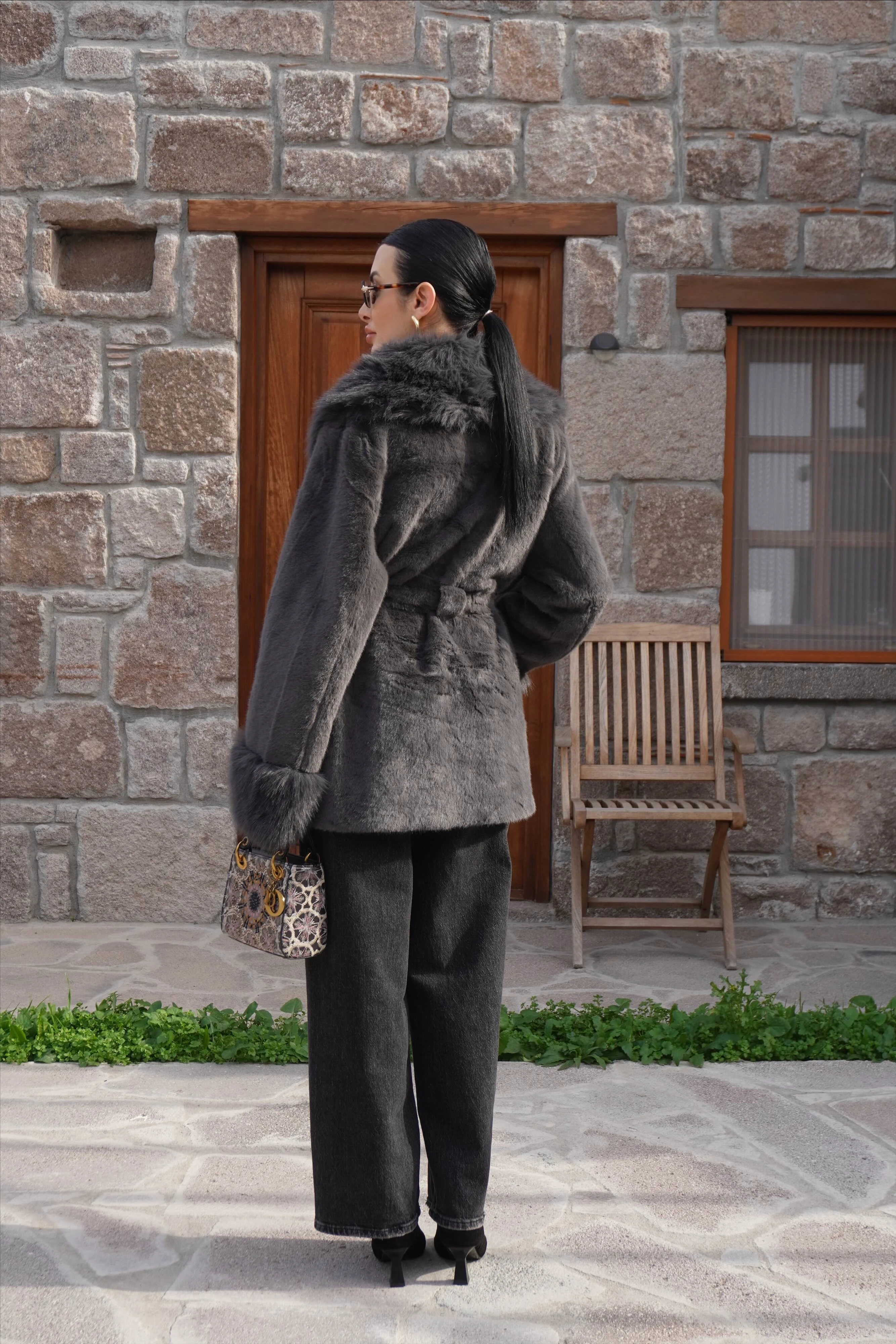 İthal Premium Kürk Yaka Gri Peluş Kaban