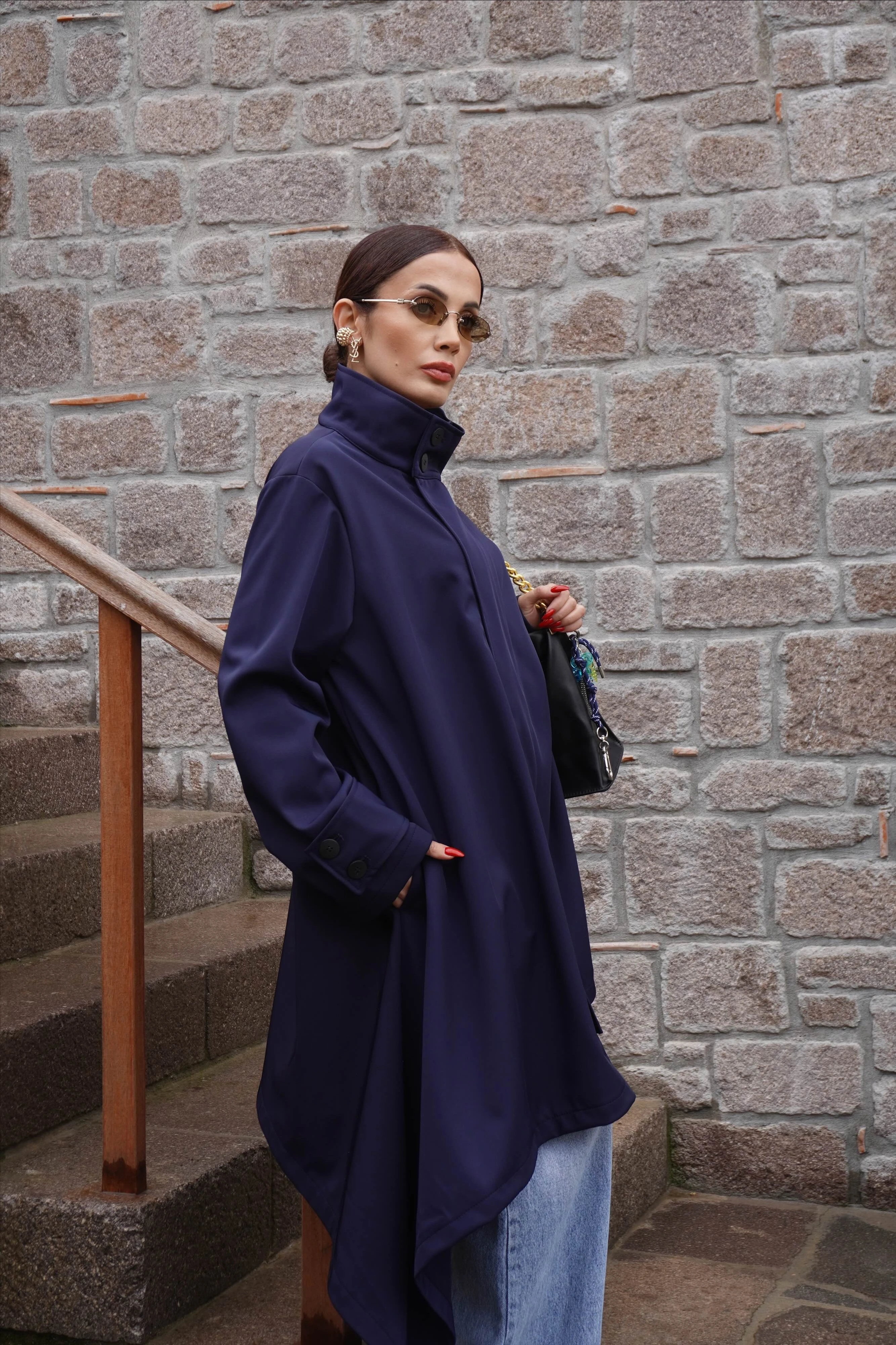 İthal Tasarım Asimetrik Kesim Lacivert Trençkot