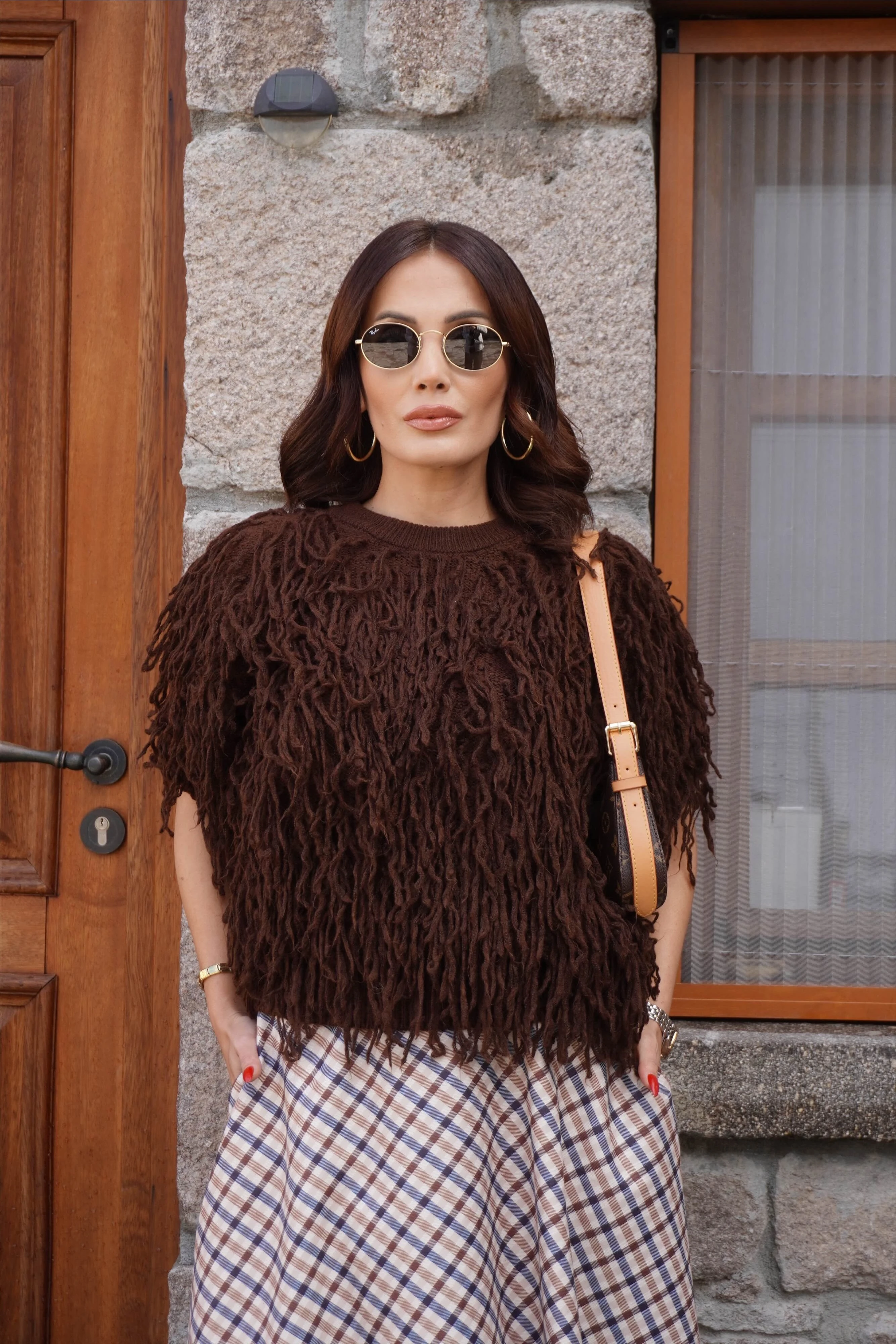 Acı Kahve Püsküllü Triko Kazak 