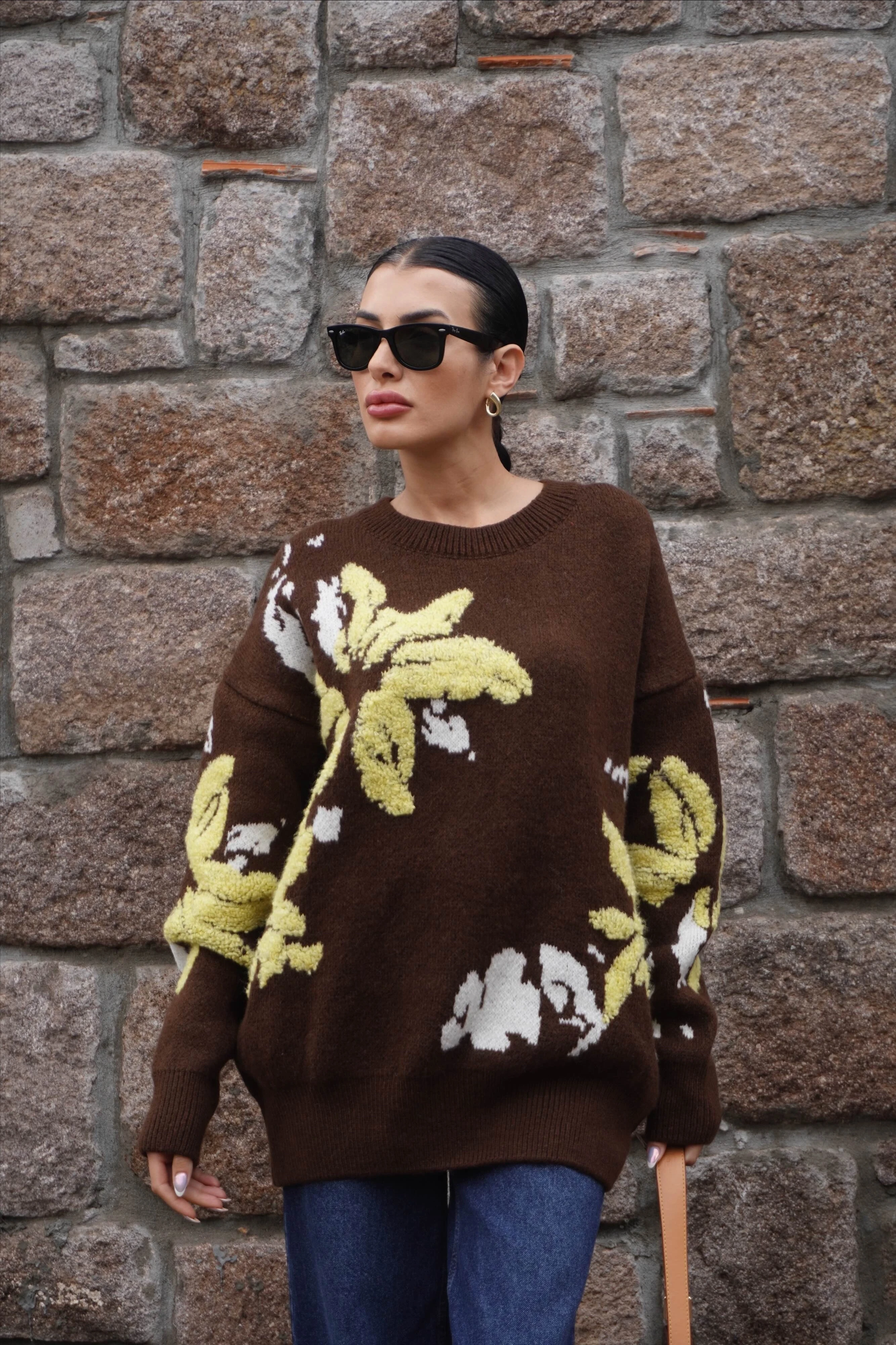 Çiçek Desenli Acı Kahve Kazak 