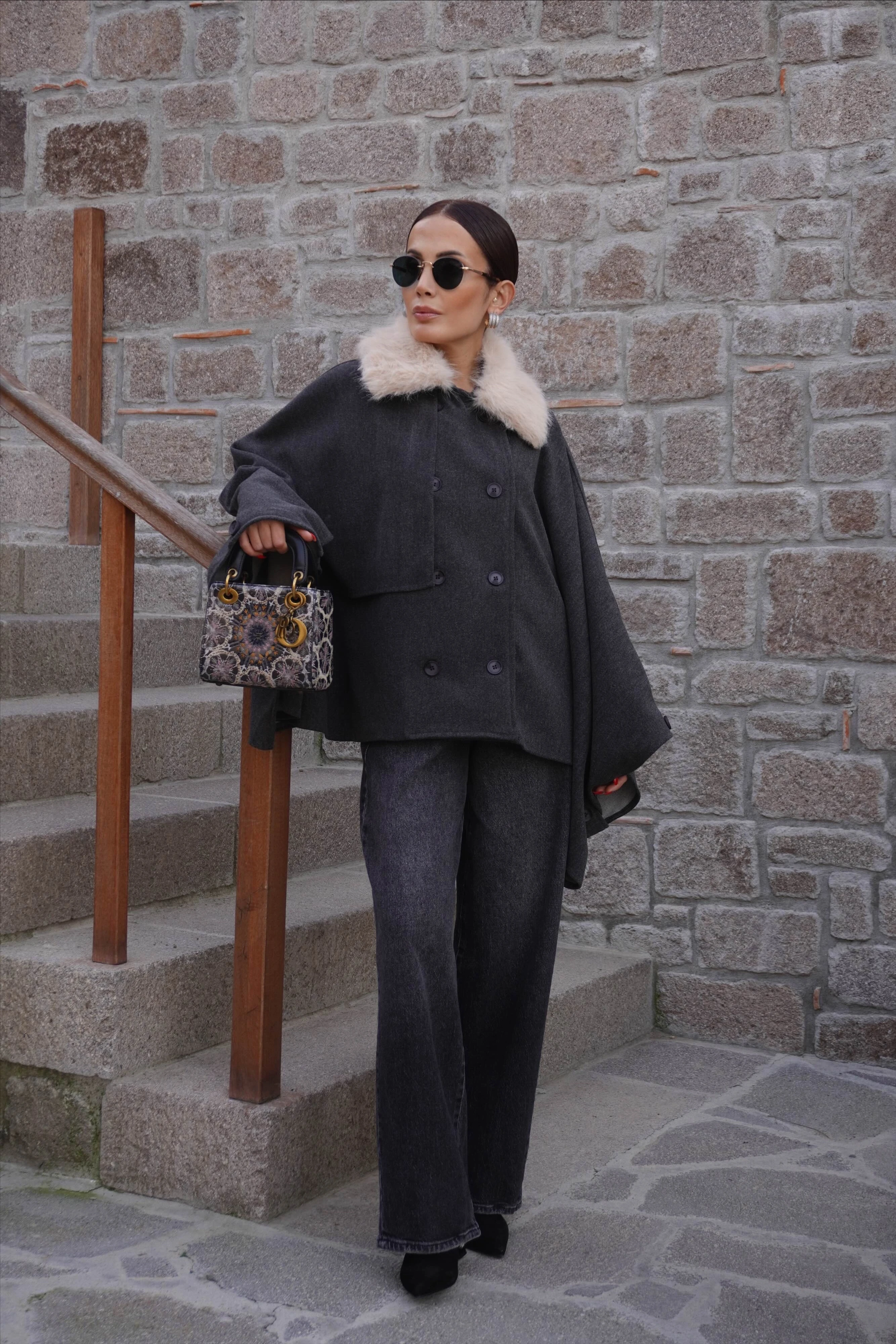 Portatif Kürk Yaka Kaşe Gri Panço