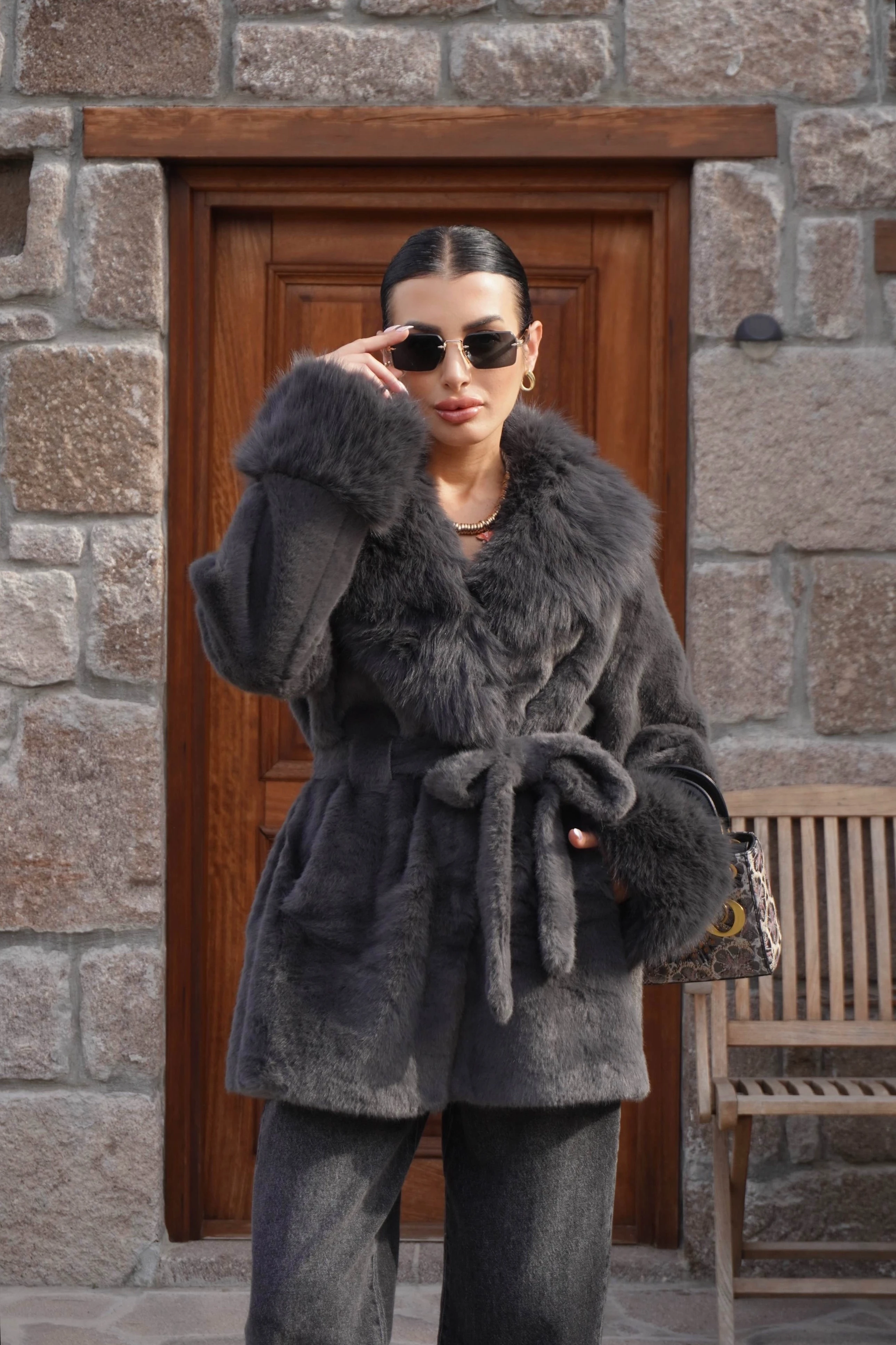 İthal Premium Kürk Yaka Gri Peluş Kaban